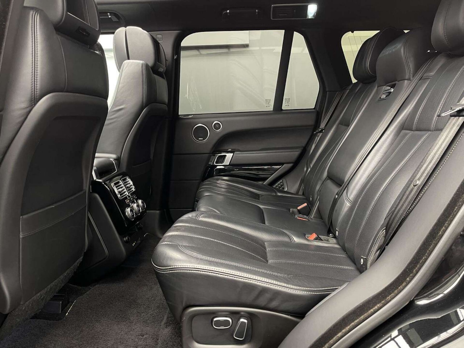 Used Land Rover Range Rover 2015 for sale - 76829927: Photo 50