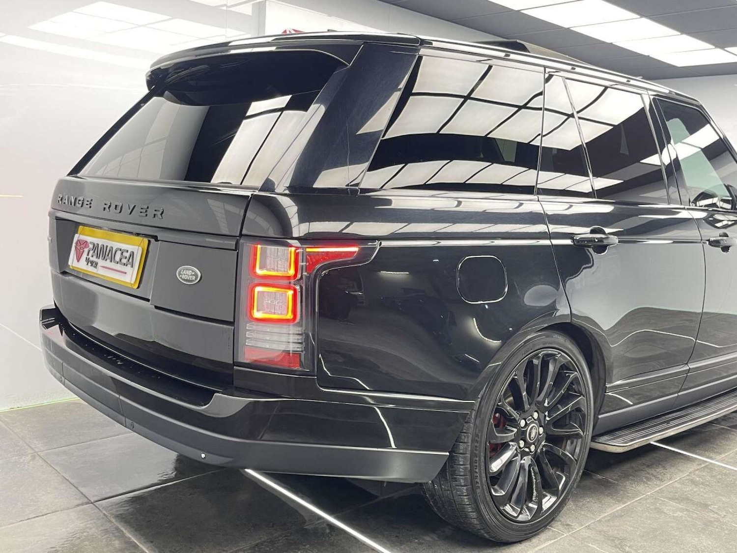 Used Land Rover Range Rover 2015 for sale - 76829927: Photo 9