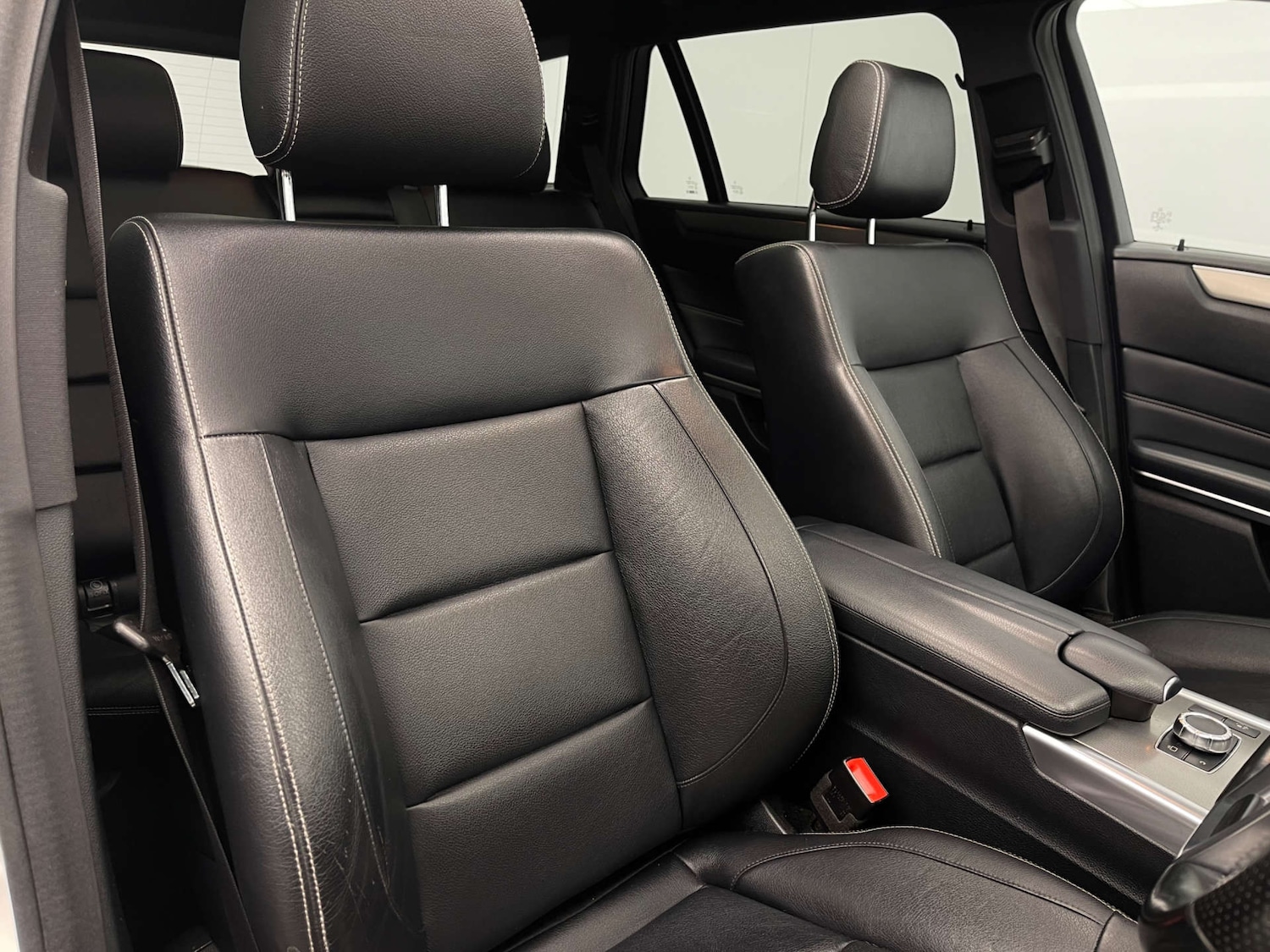 Used Mercedes-Benz E Class 2016 for sale - 77350552: Photo 12