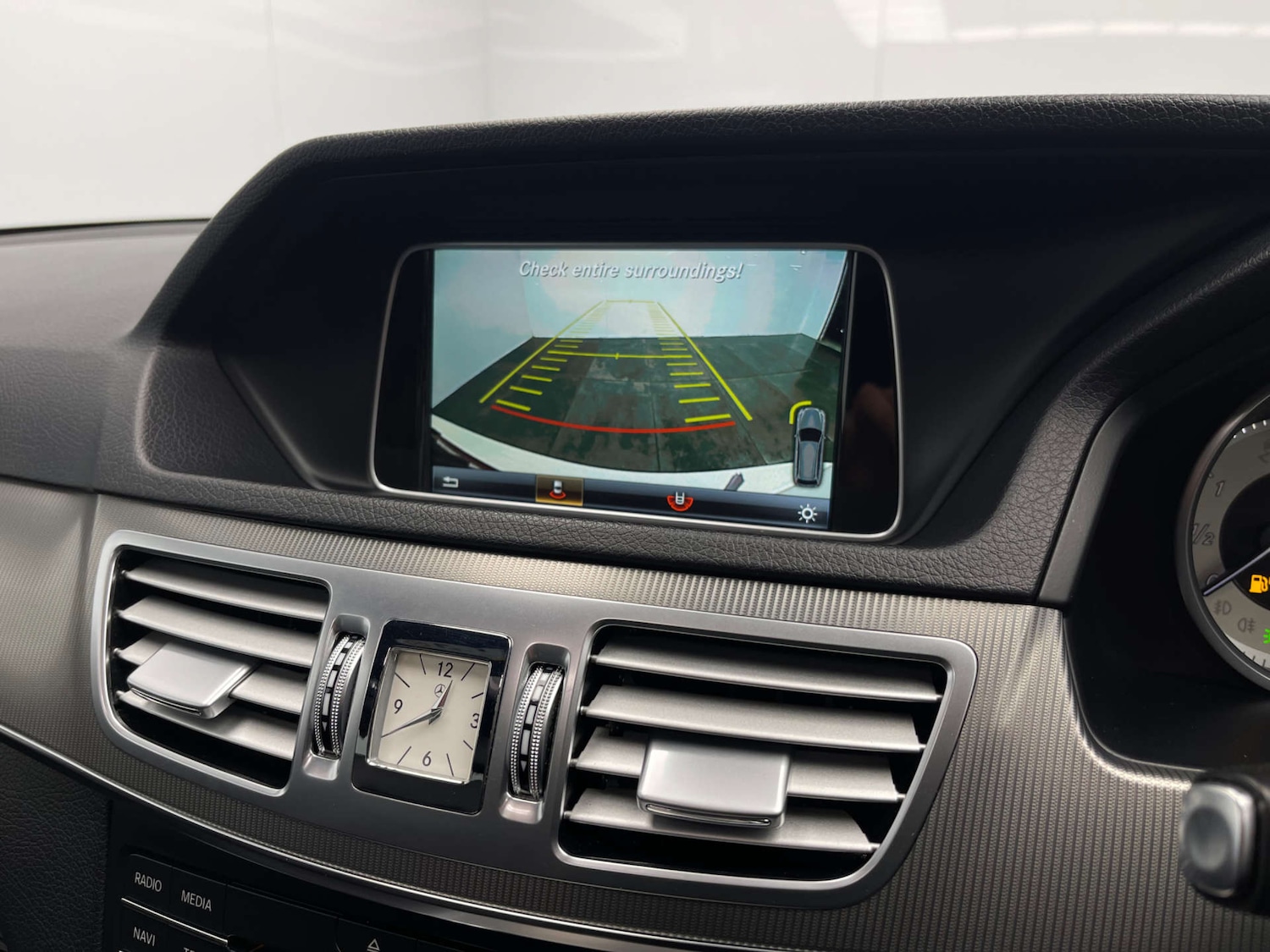 Used Mercedes-Benz E Class 2016 for sale - 77350552: Photo 15