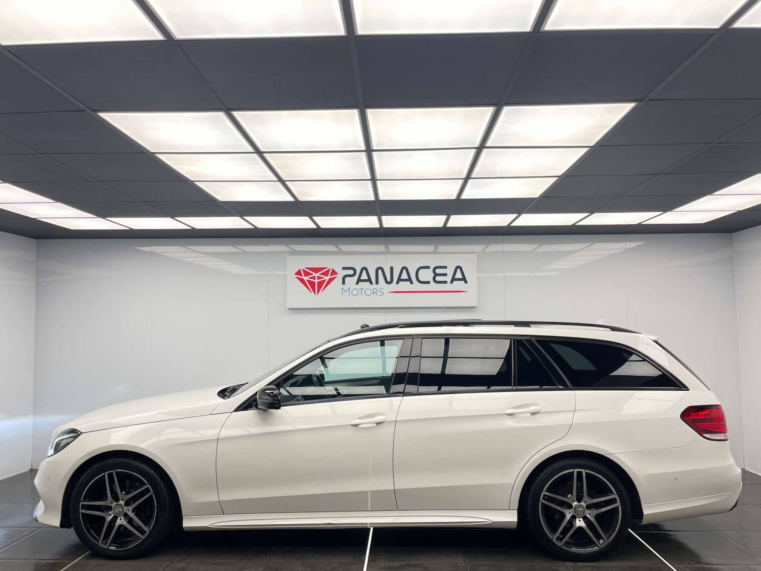 Used Mercedes-Benz E Class 2016 for sale - 77350552: Photo 27