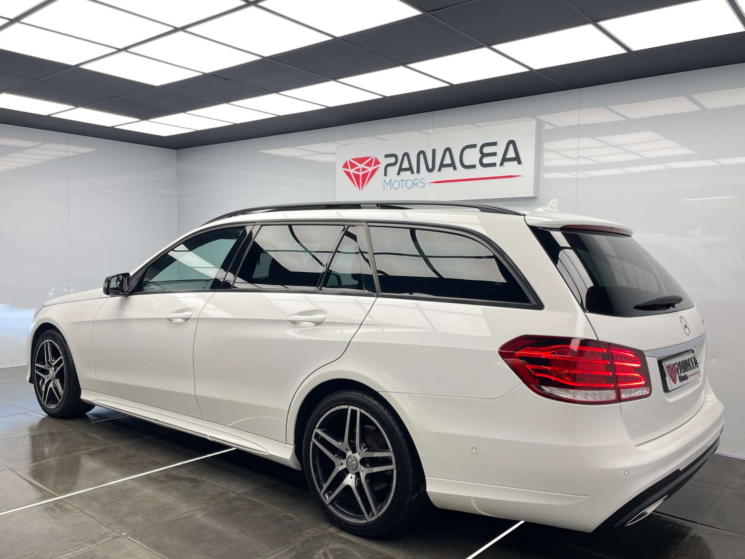 Used Mercedes-Benz E Class 2016 for sale - 77350552: Photo 30