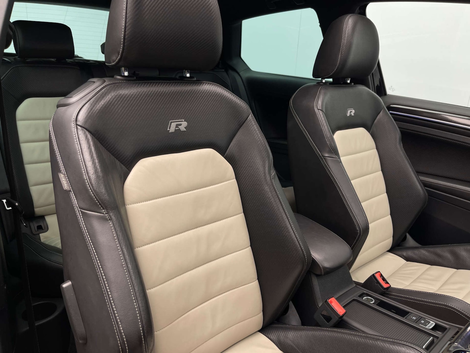 Used Volkswagen Golf 2016 for sale - 76829918: Photo 11