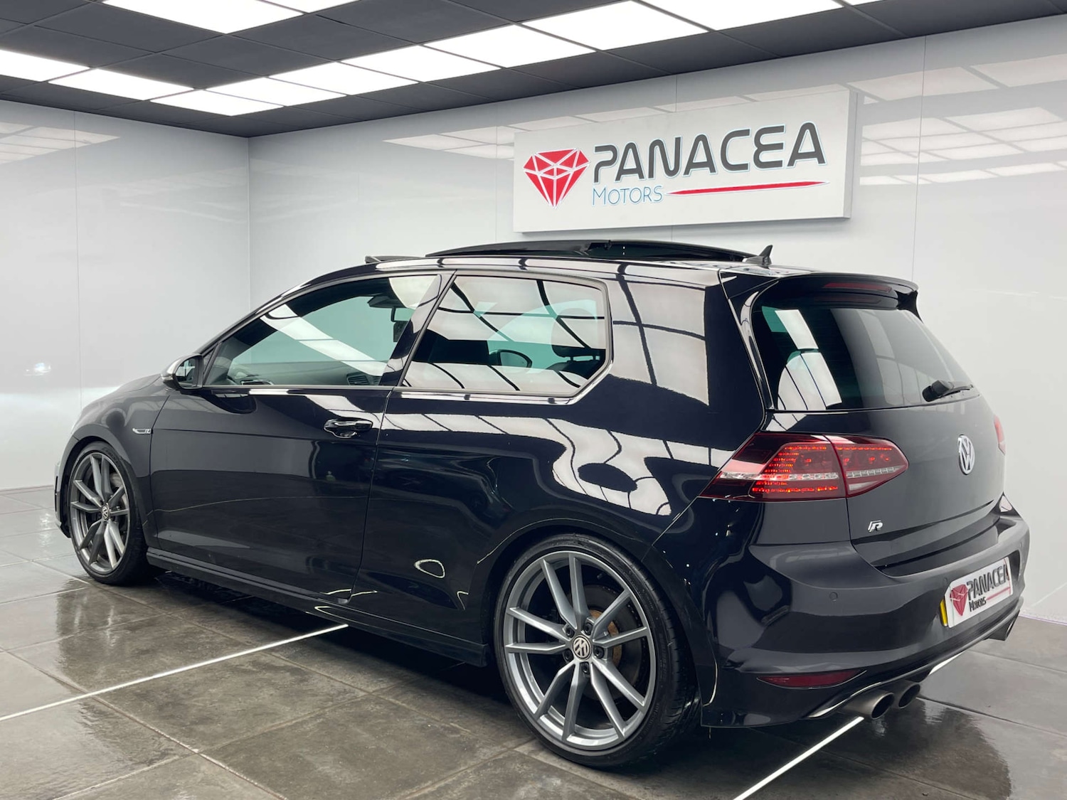 Used Volkswagen Golf 2016 for sale - 76829918: Photo 28