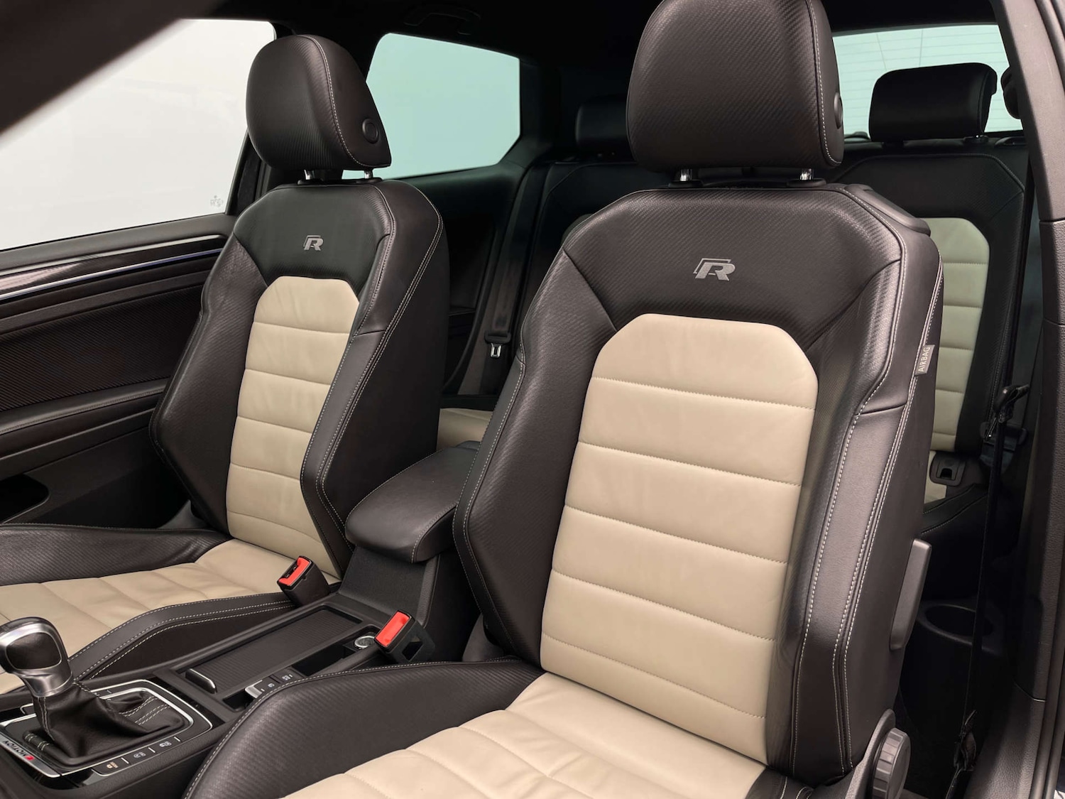 Used Volkswagen Golf 2016 for sale - 76829918: Photo 34