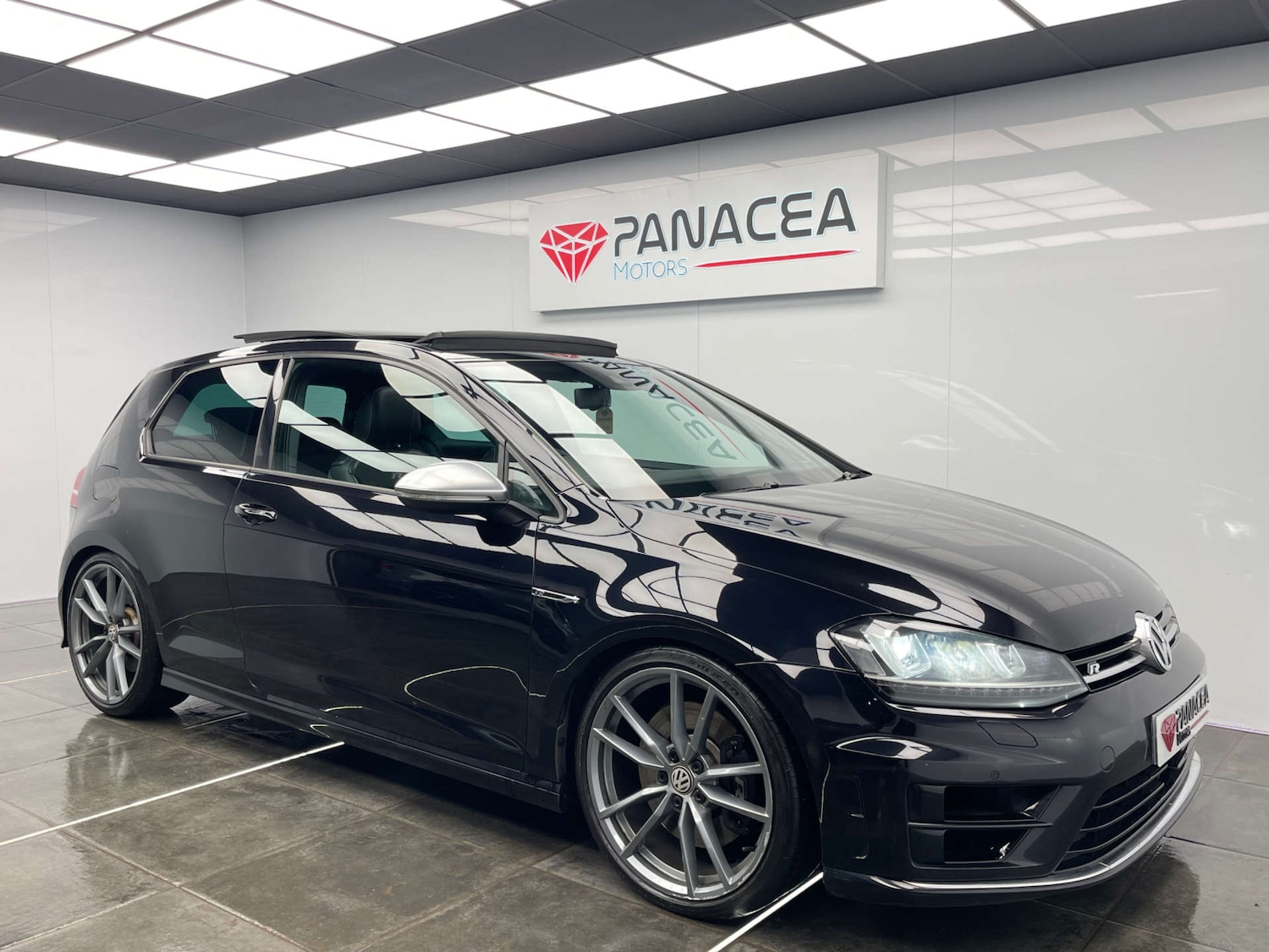 Used Volkswagen Golf 2016 for sale - 76829918: Photo 4