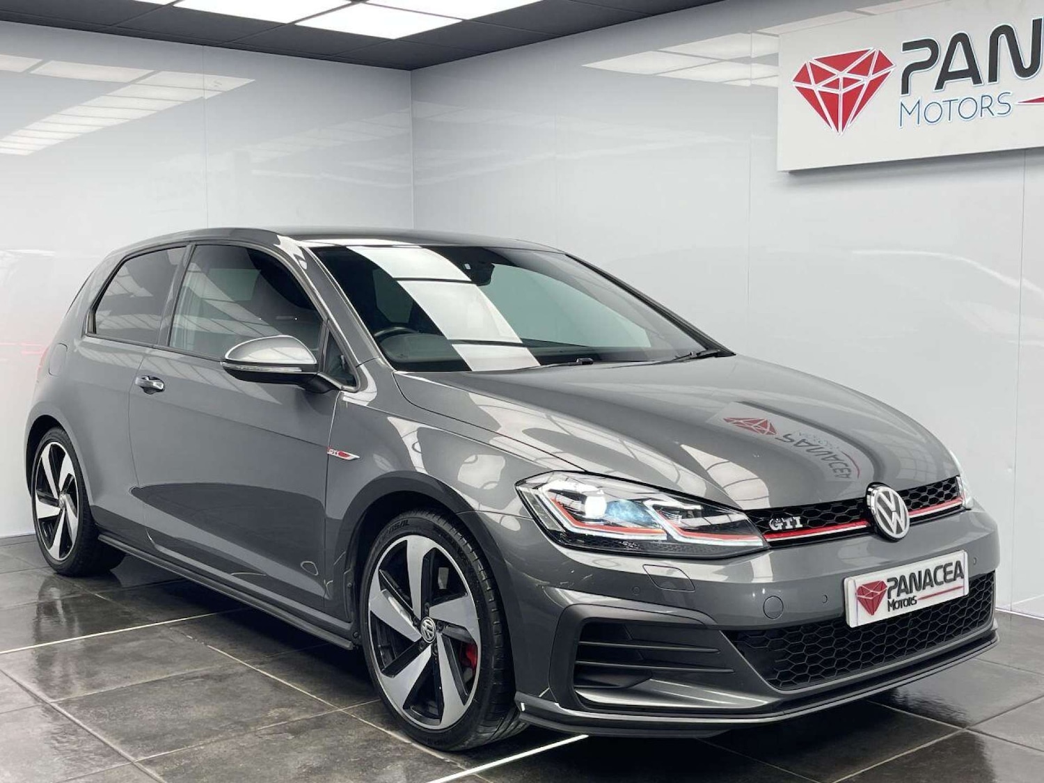 Used Volkswagen Golf 2017 for sale - 76363542: Photo 1