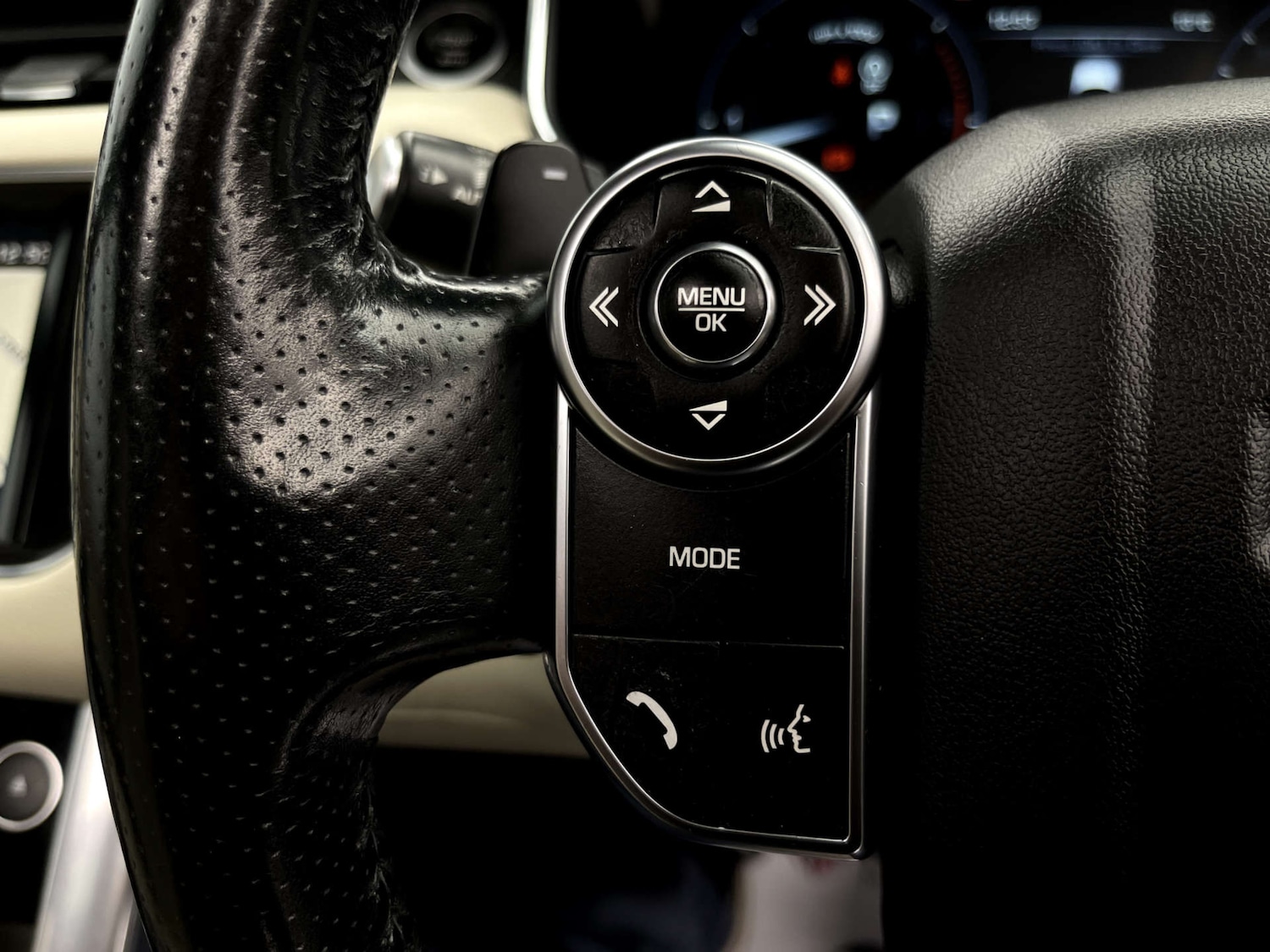 Used Land Rover Range Rover Sport 2015 for sale - 76491011: Photo 16