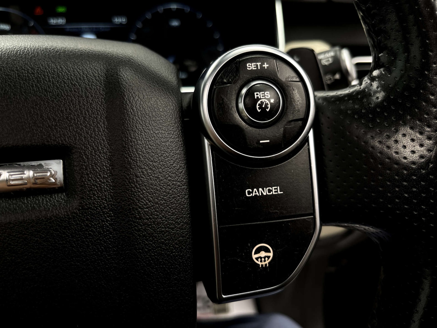 Used Land Rover Range Rover Sport 2015 for sale - 76491011: Photo 17