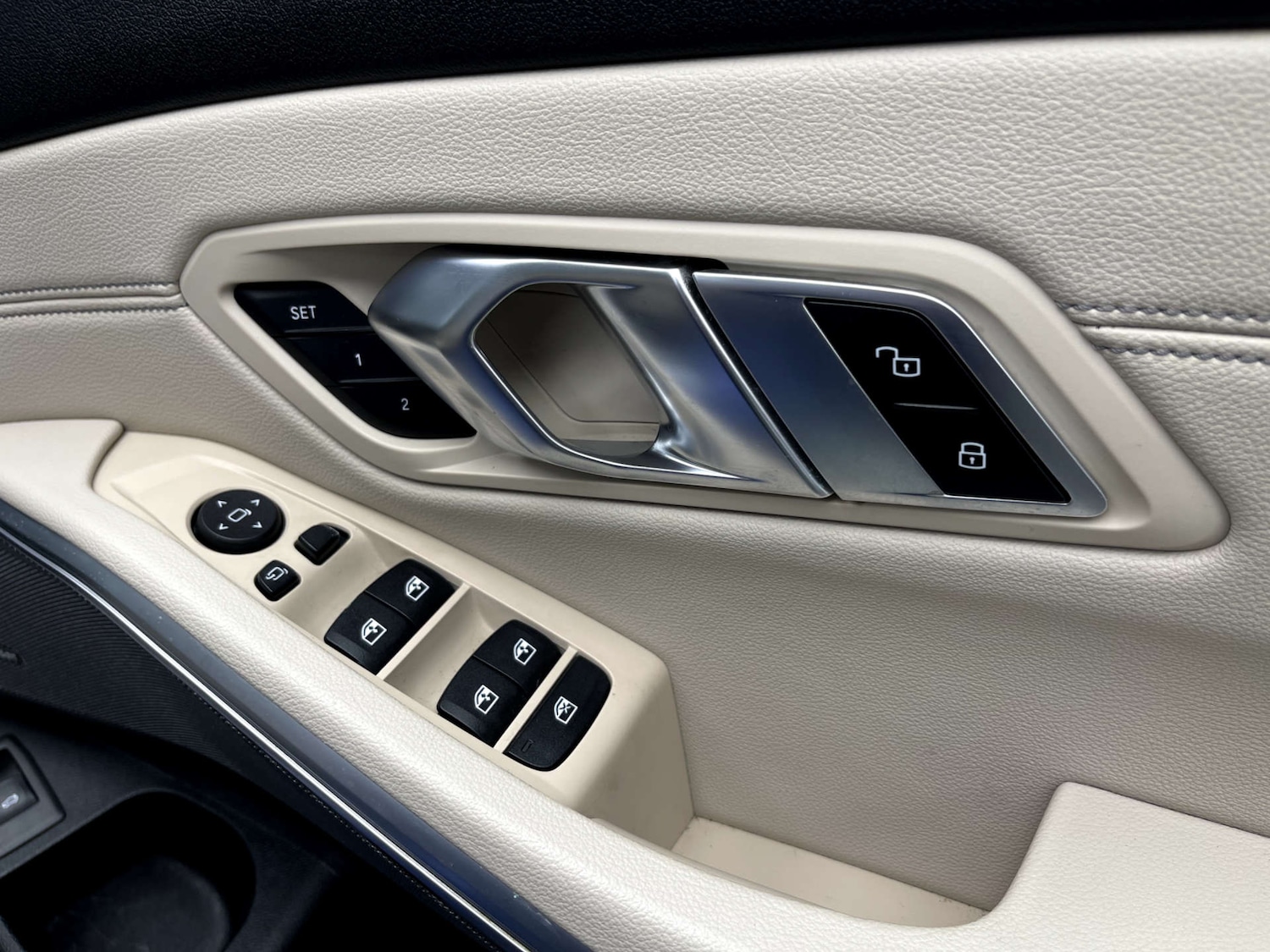 Used BMW 3 Series 2019 for sale - 76565682: Photo 12