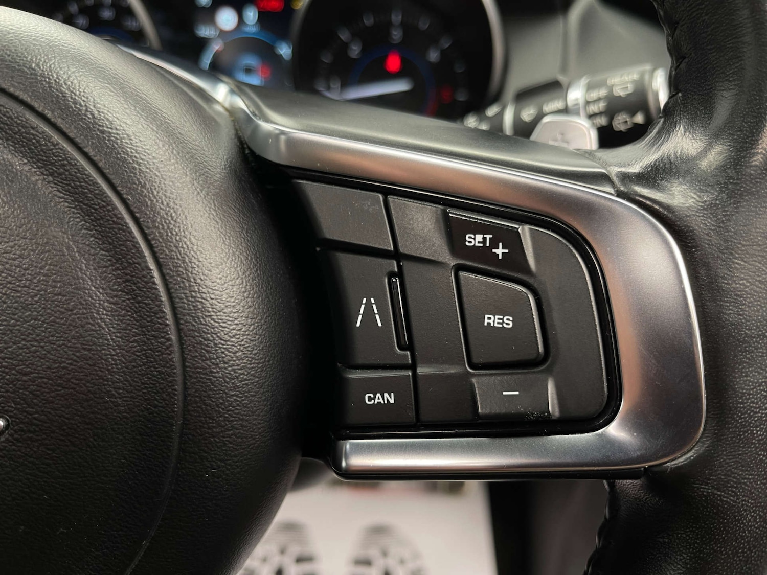 Used Jaguar F-Pace 2019 for sale - 77078998: Photo 17