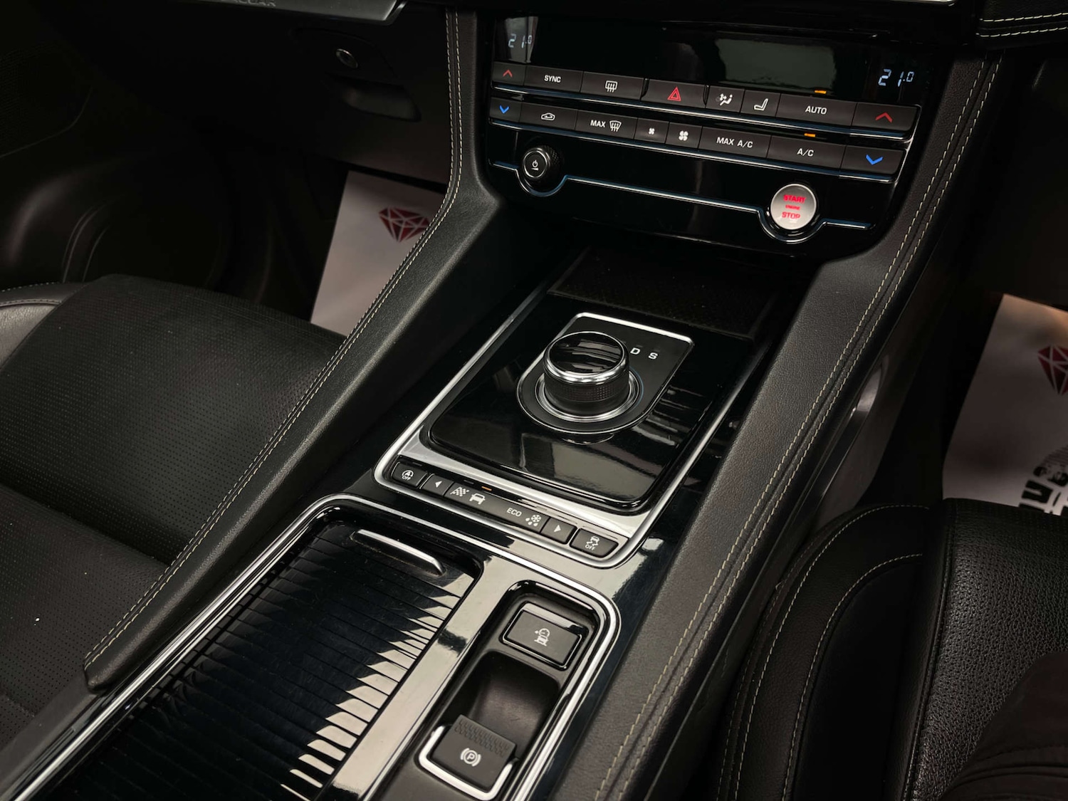 Used Jaguar F-Pace 2019 for sale - 77078998: Photo 21