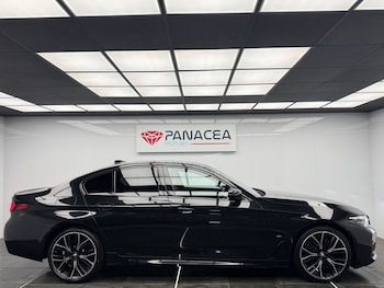 Used BMW 5 Series 2020 for sale - 75692801: Photo