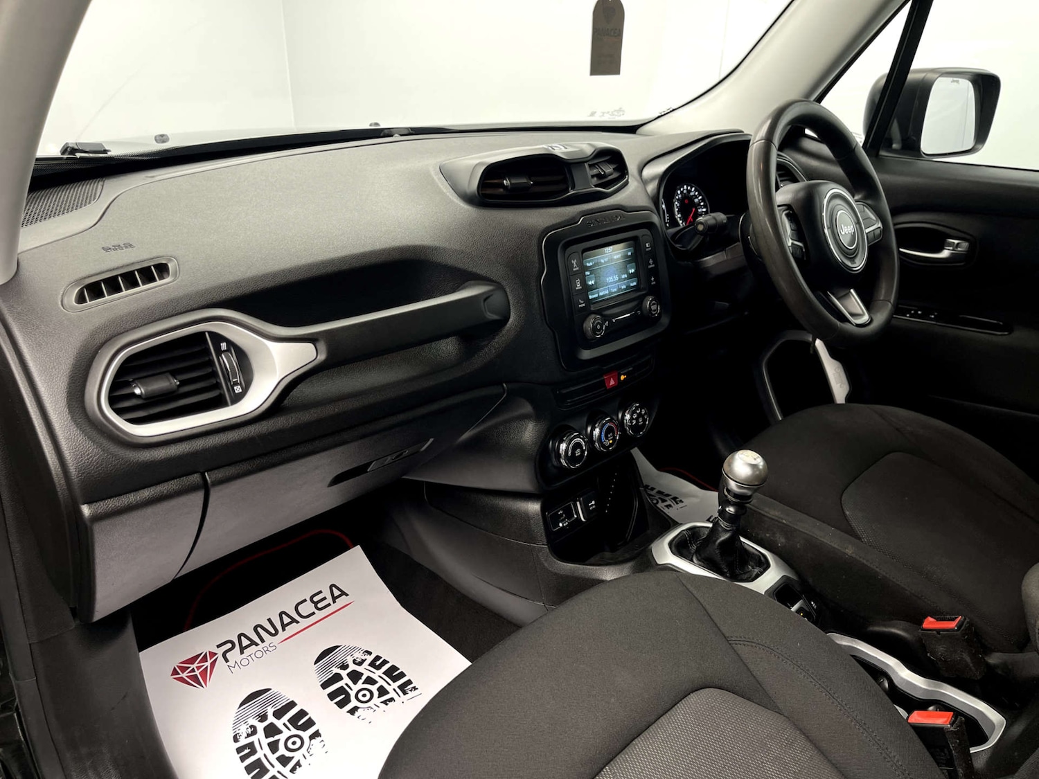 Used Jeep Renegade 2015 for sale - 76436651: Photo 27