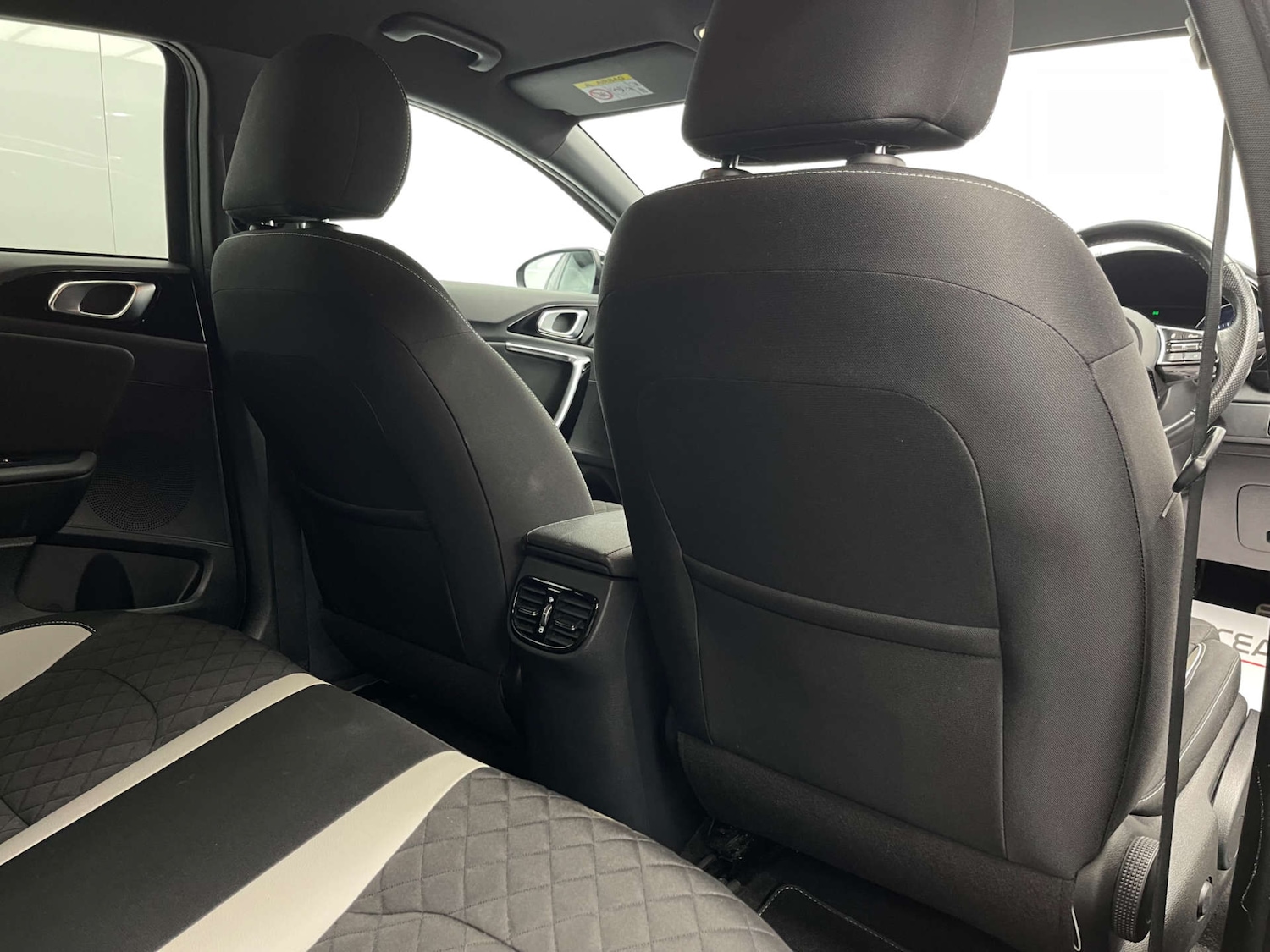 Used Kia Pro Ceed 2019 for sale - 77903124: Photo 25