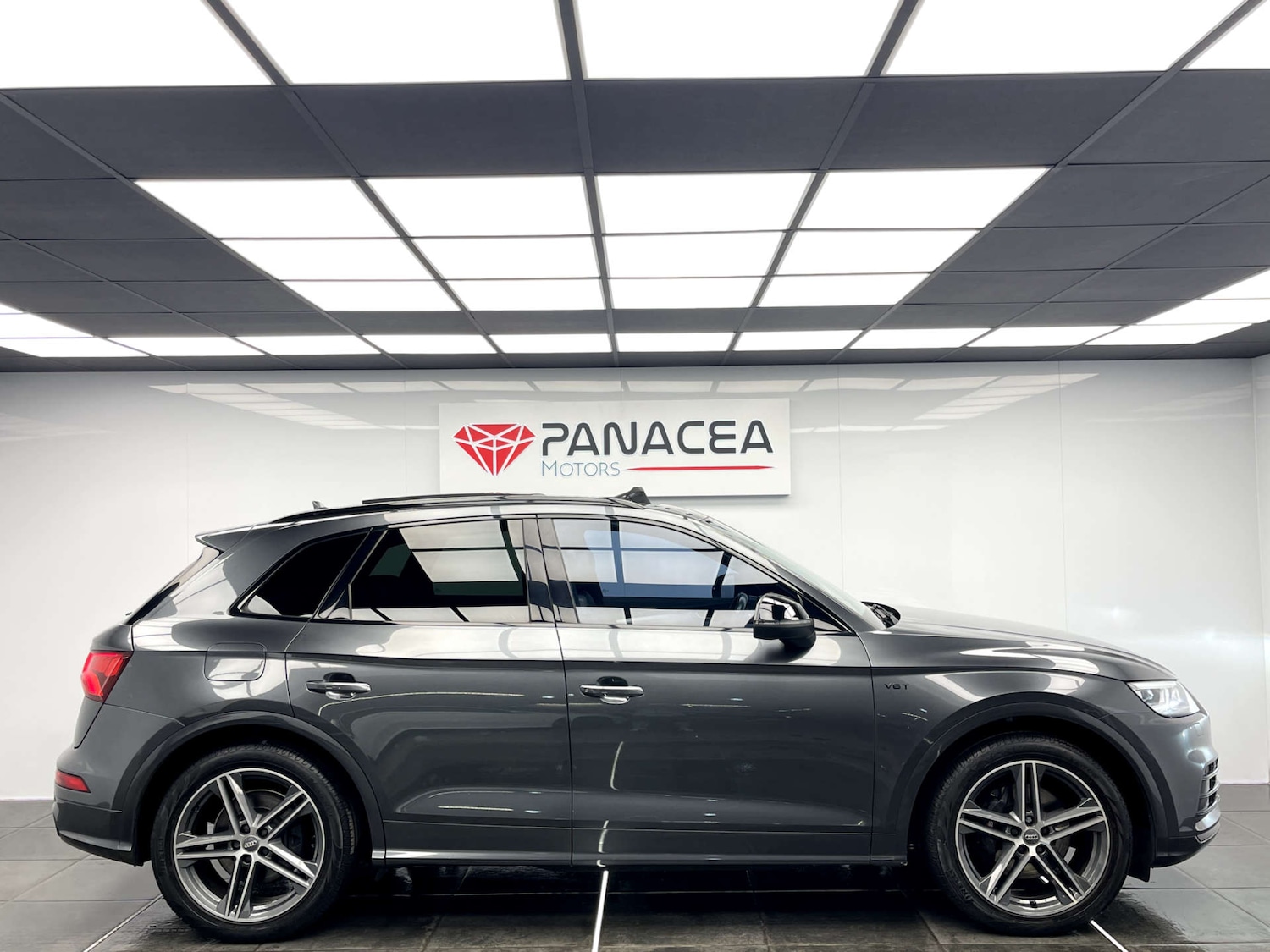 Used Audi Q5 2018 for sale - 76416840: Photo 2