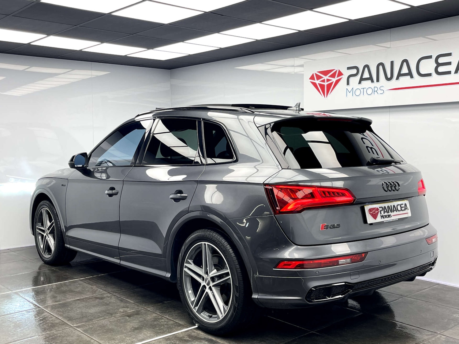 Used Audi Q5 2018 for sale - 76416840: Photo 28