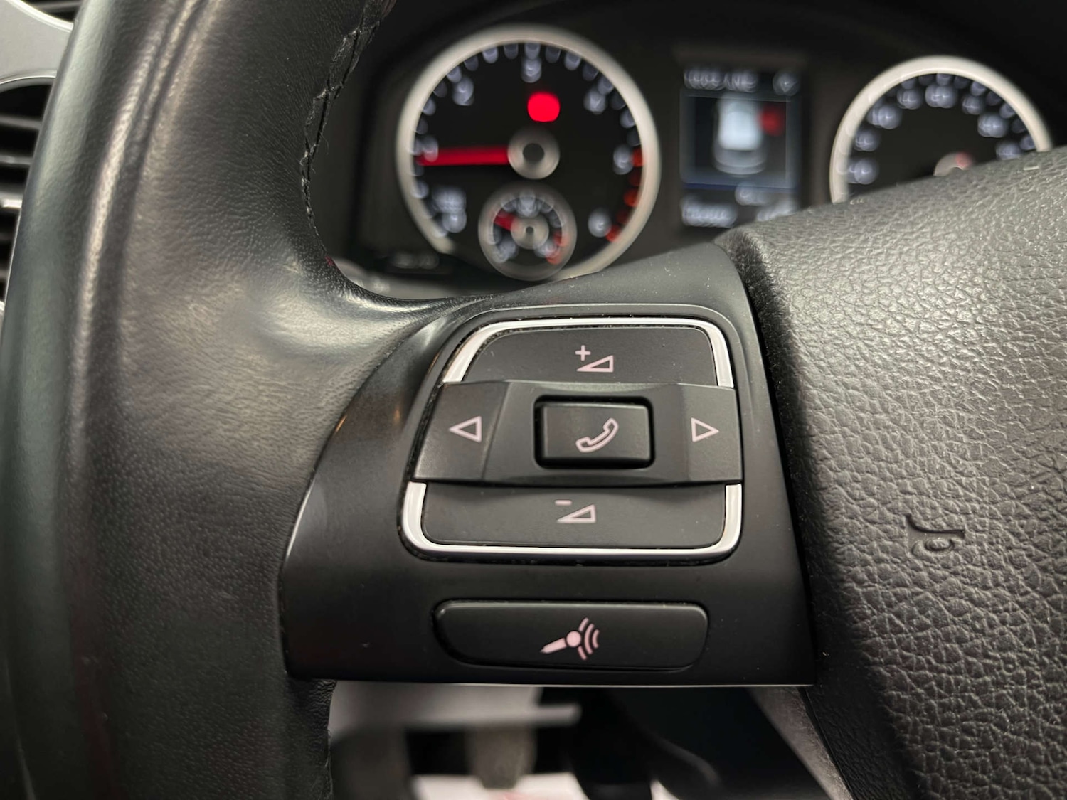 Used Volkswagen Tiguan 2016 for sale - 78198771: Photo 13