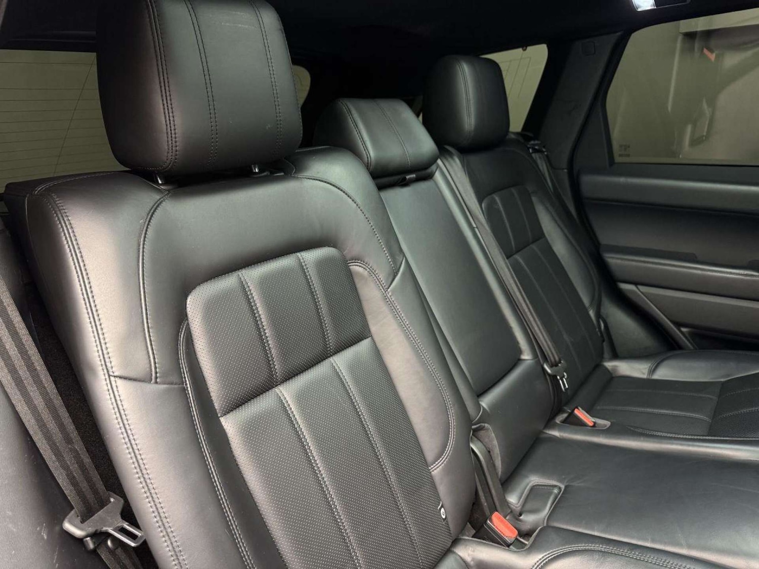 Used Land Rover Range Rover Sport 2018 for sale - 76422538: Photo 16