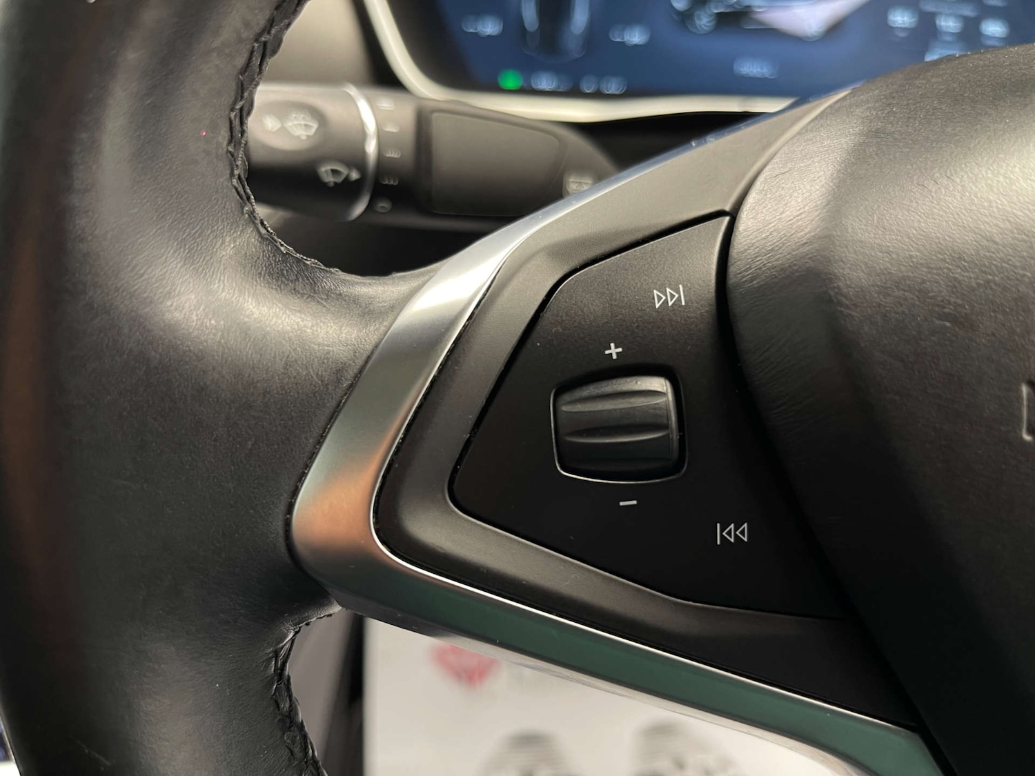 Used Tesla Model S 2016 for sale - 76393385: Photo 13