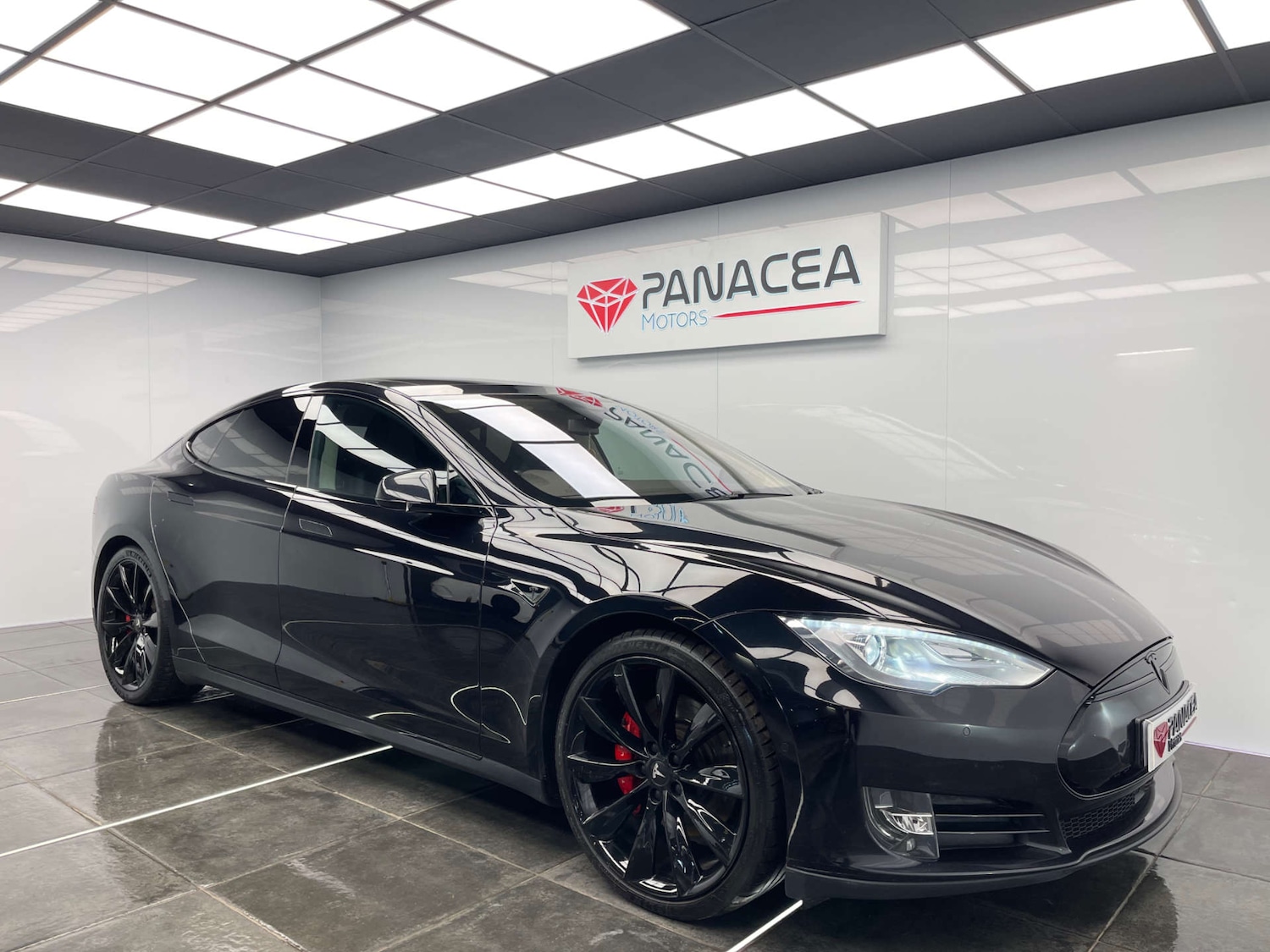 Used Tesla Model S 2016 for sale - 76393385: Photo 4