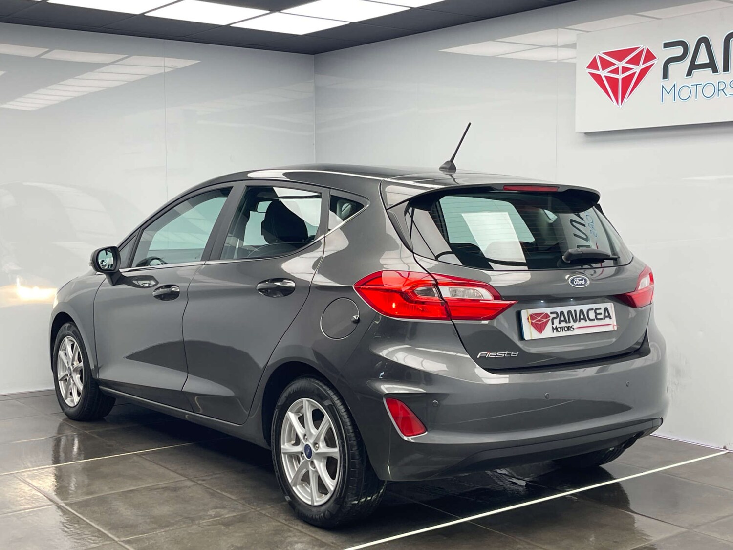 Used Ford Fiesta 2018 for sale - 78210430: Photo 24