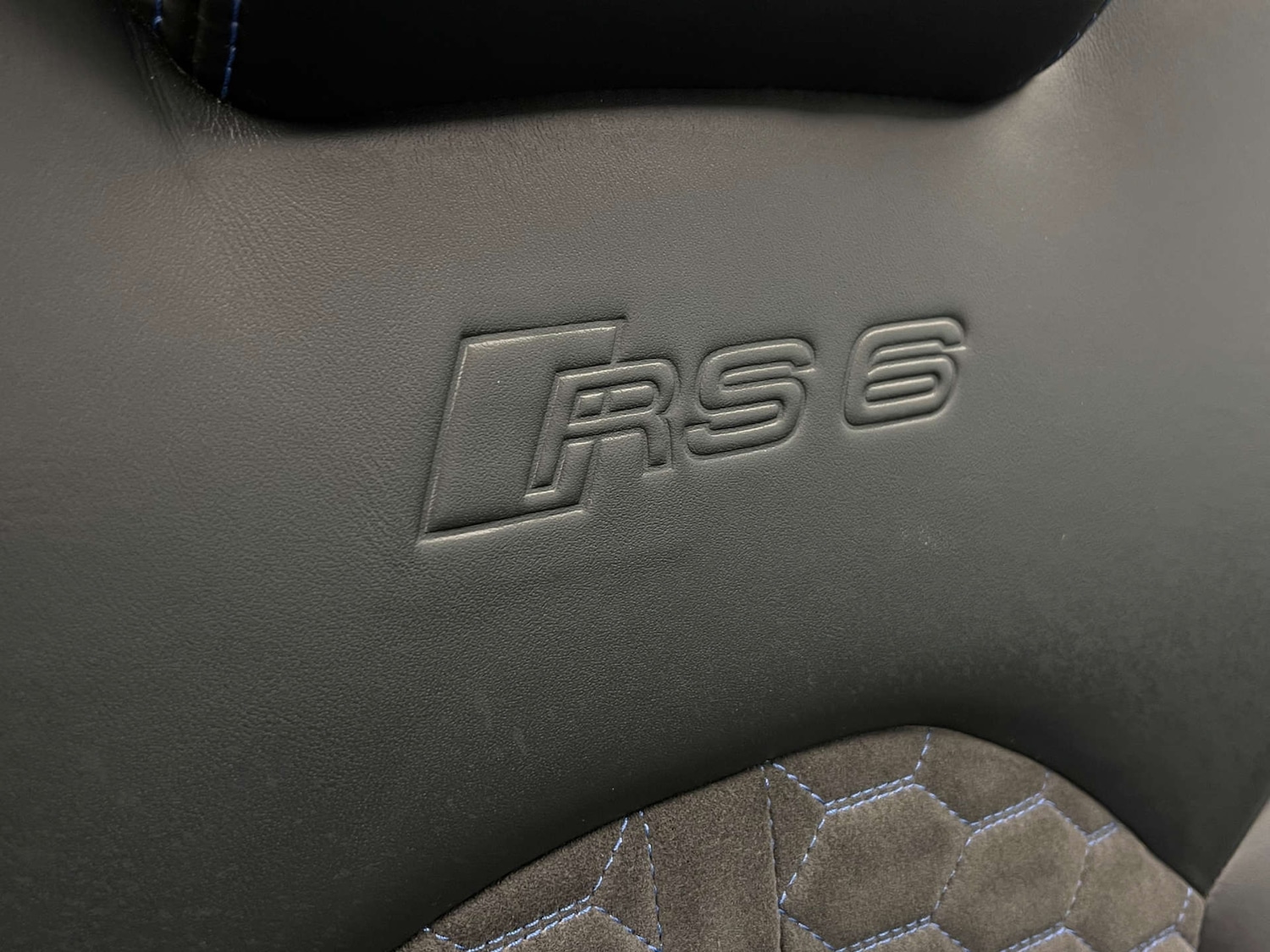 Used Audi RS6 Avant 2018 for sale - 78094425: Photo 20