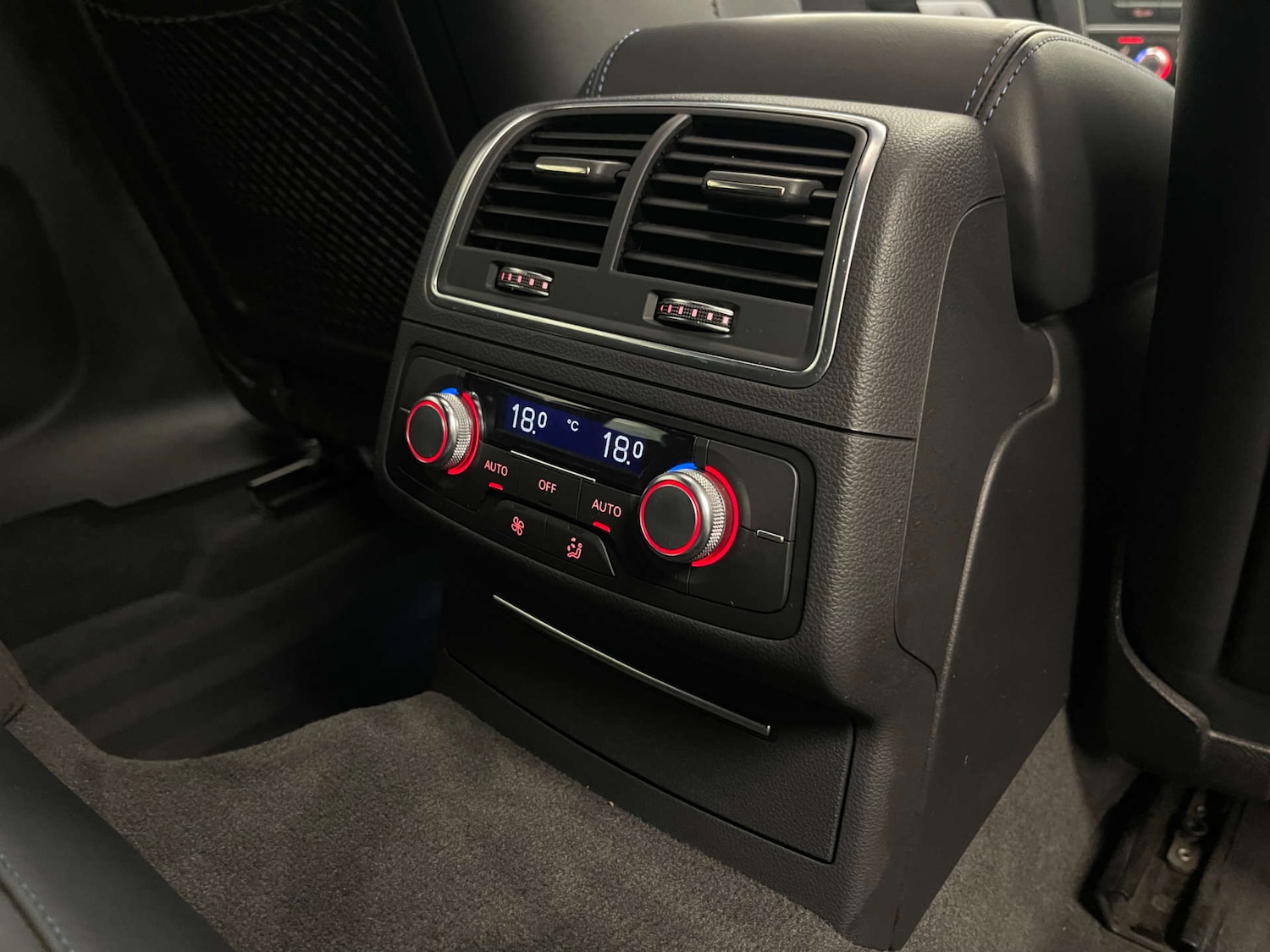 Used Audi RS6 Avant 2018 for sale - 78094425: Photo 31