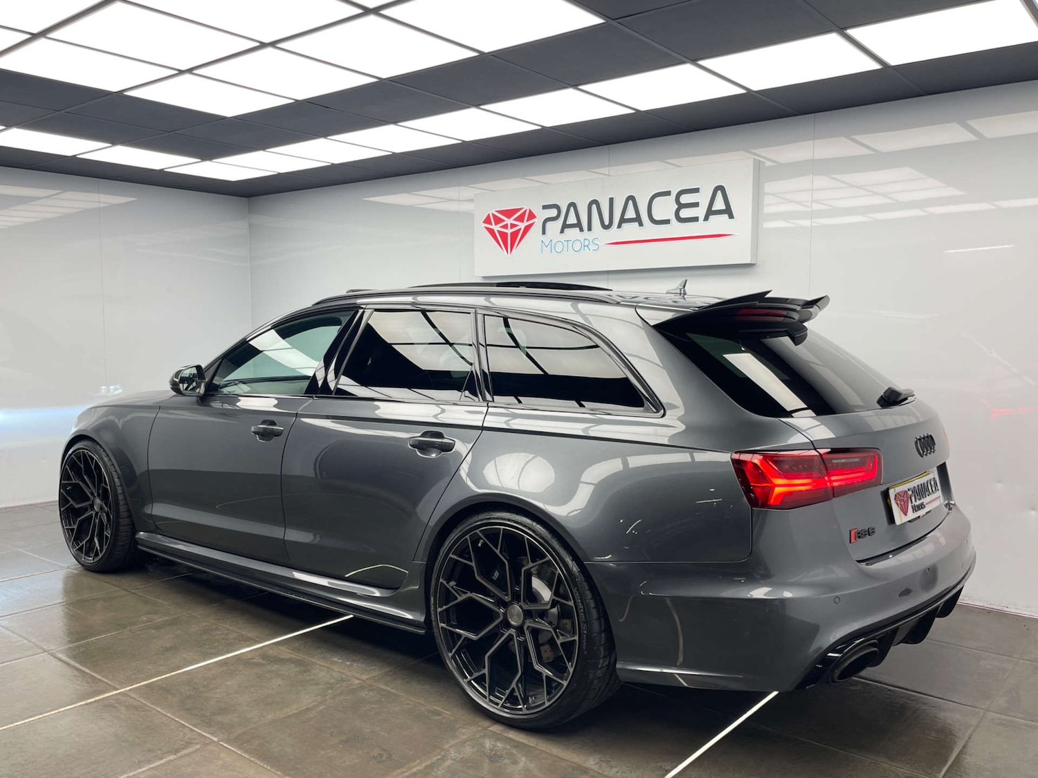 Used Audi RS6 Avant 2018 for sale - 78094425: Photo 36