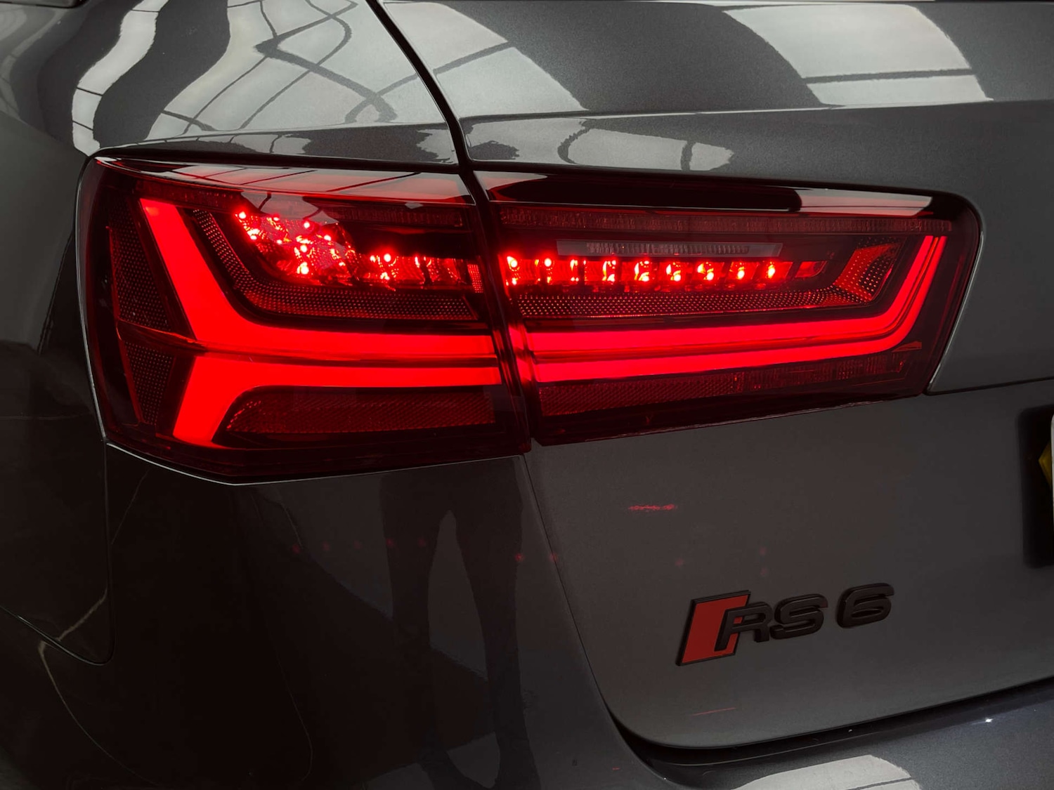 Used Audi RS6 Avant 2018 for sale - 78094425: Photo 39