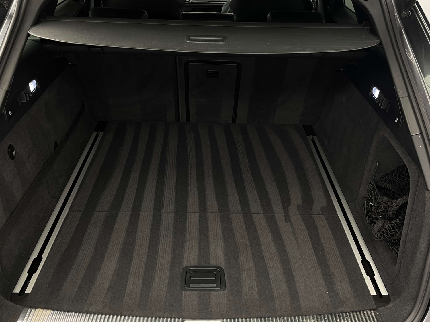 Used Audi RS6 Avant 2018 for sale - 78094425: Photo 41