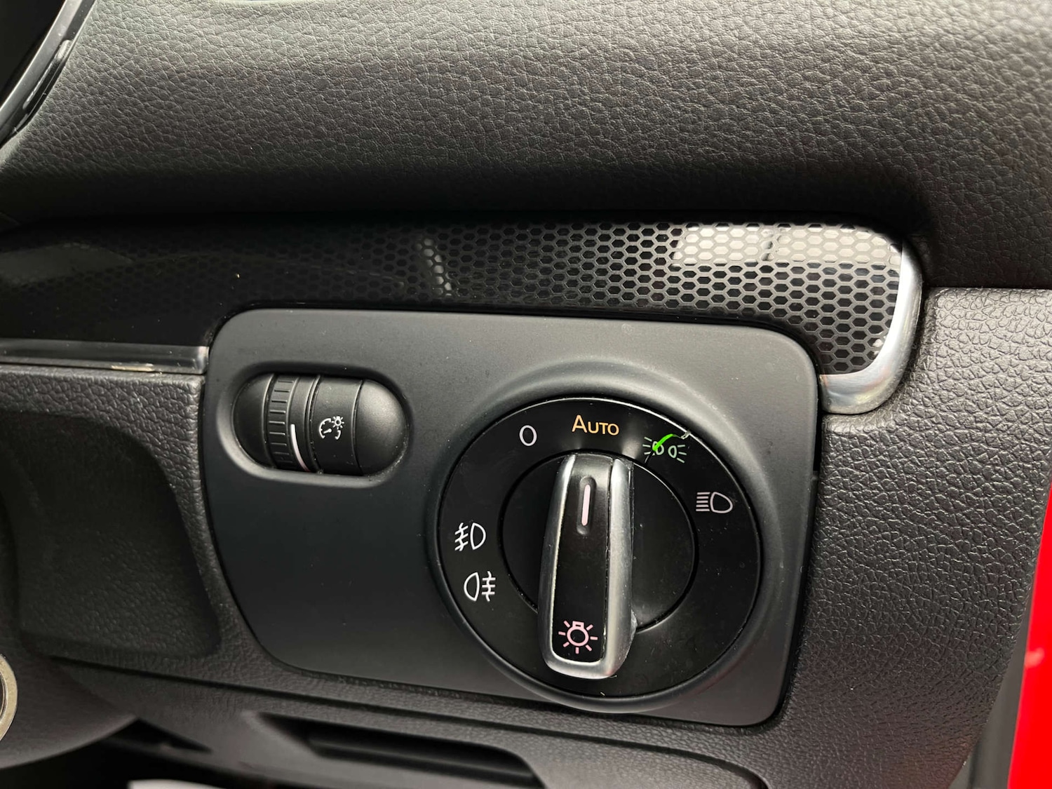 Used Volkswagen Golf 2012 for sale - 76830046: Photo 13