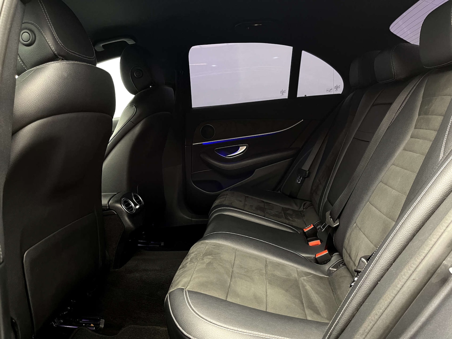 Used Mercedes-Benz E Class 2016 for sale - 76665415: Photo 26