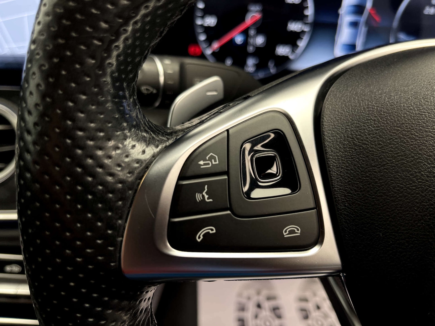 Used Mercedes-Benz E Class 2016 for sale - 76665415: Photo 30