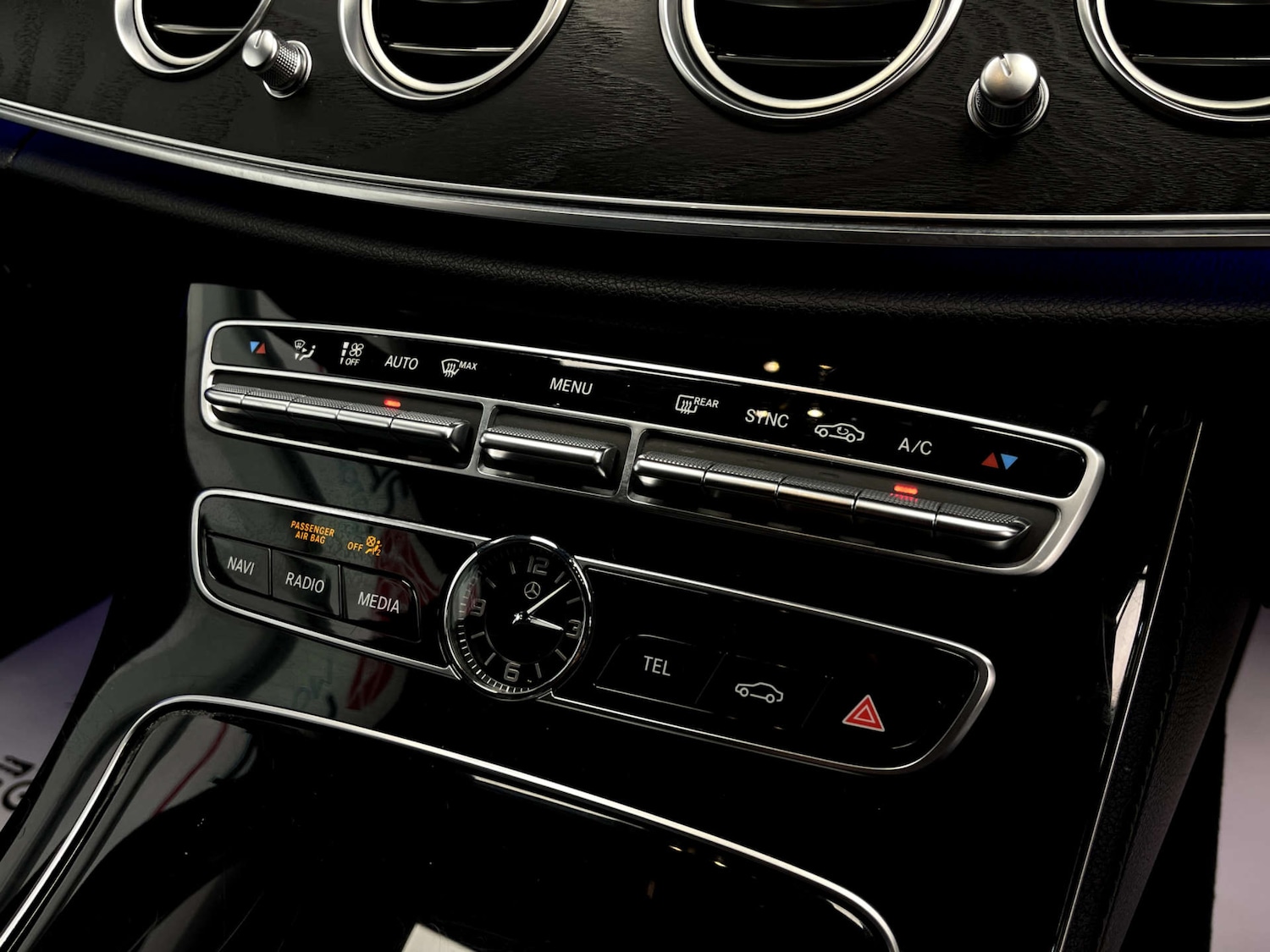 Used Mercedes-Benz E Class 2016 for sale - 76665415: Photo 33