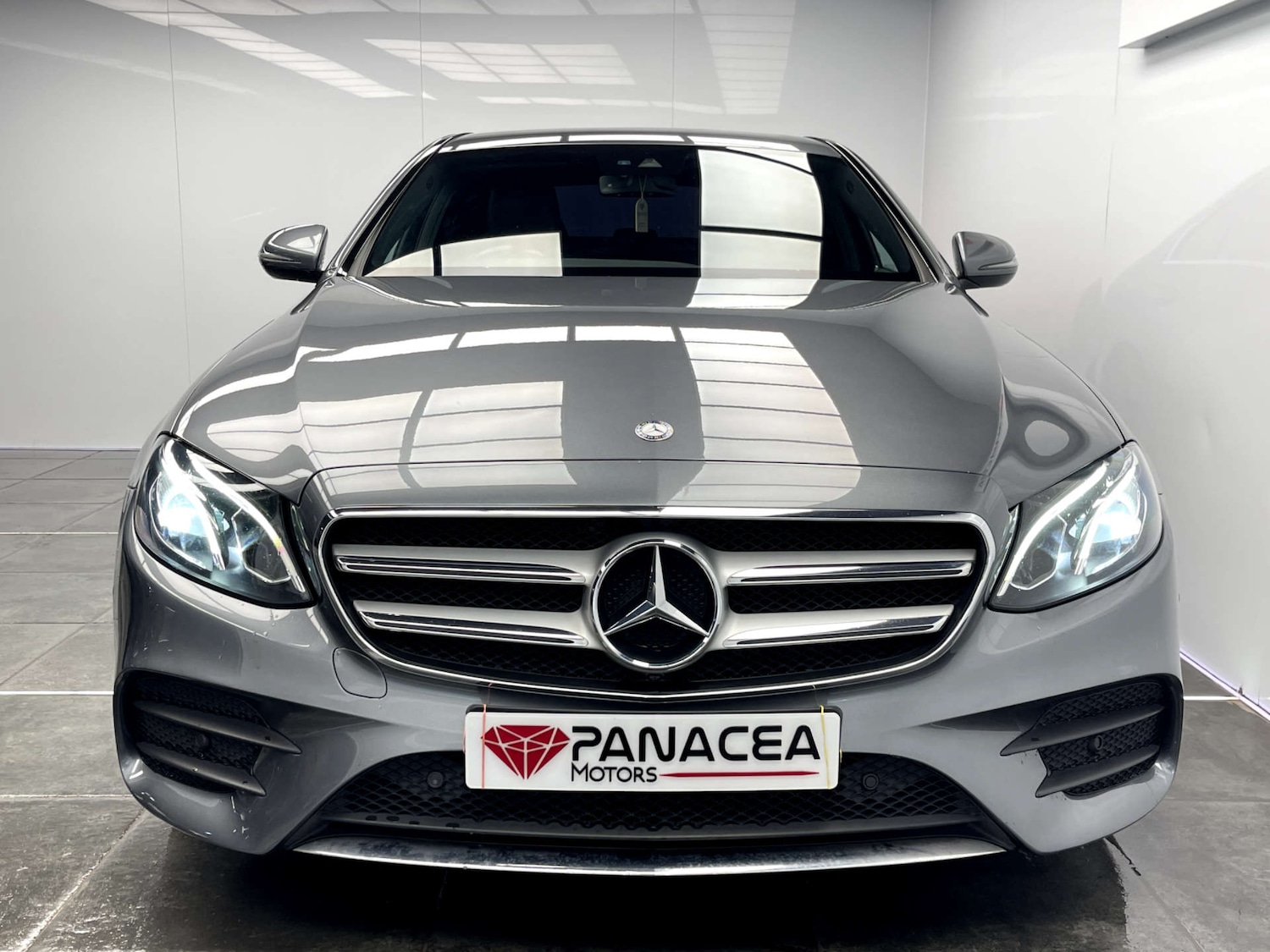 Used Mercedes-Benz E Class 2016 for sale - 76665415: Photo 6