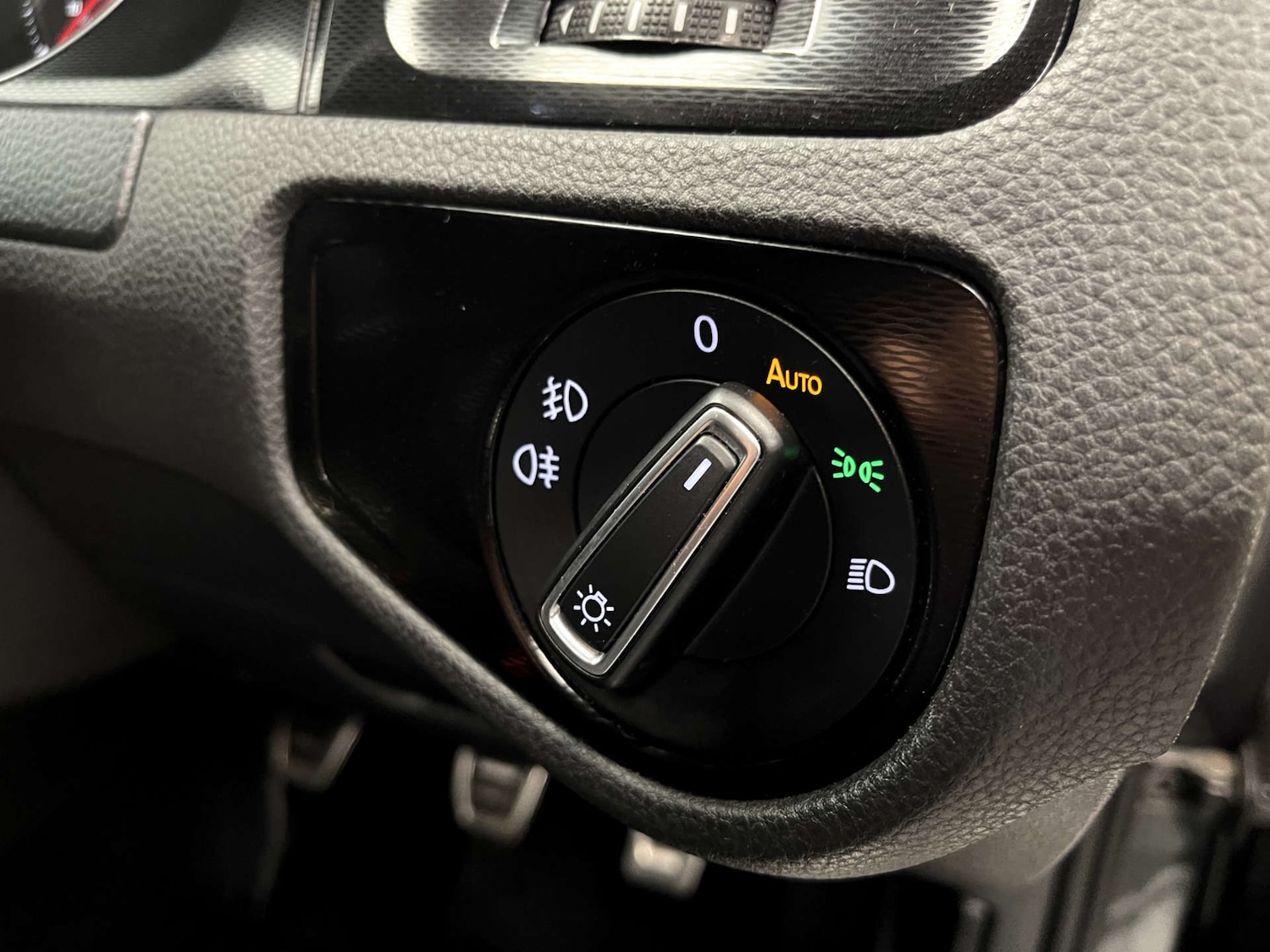 Used Volkswagen Golf 2014 for sale - 76751440: Photo 12