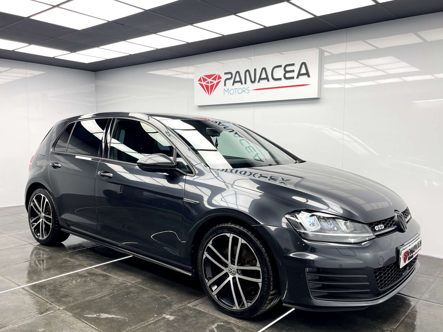 Used Volkswagen Golf 2014 for sale - 76751440: Photo 4