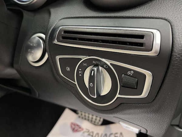 Used Mercedes-Benz C-Class 2017 for sale - 76126430: Photo 11