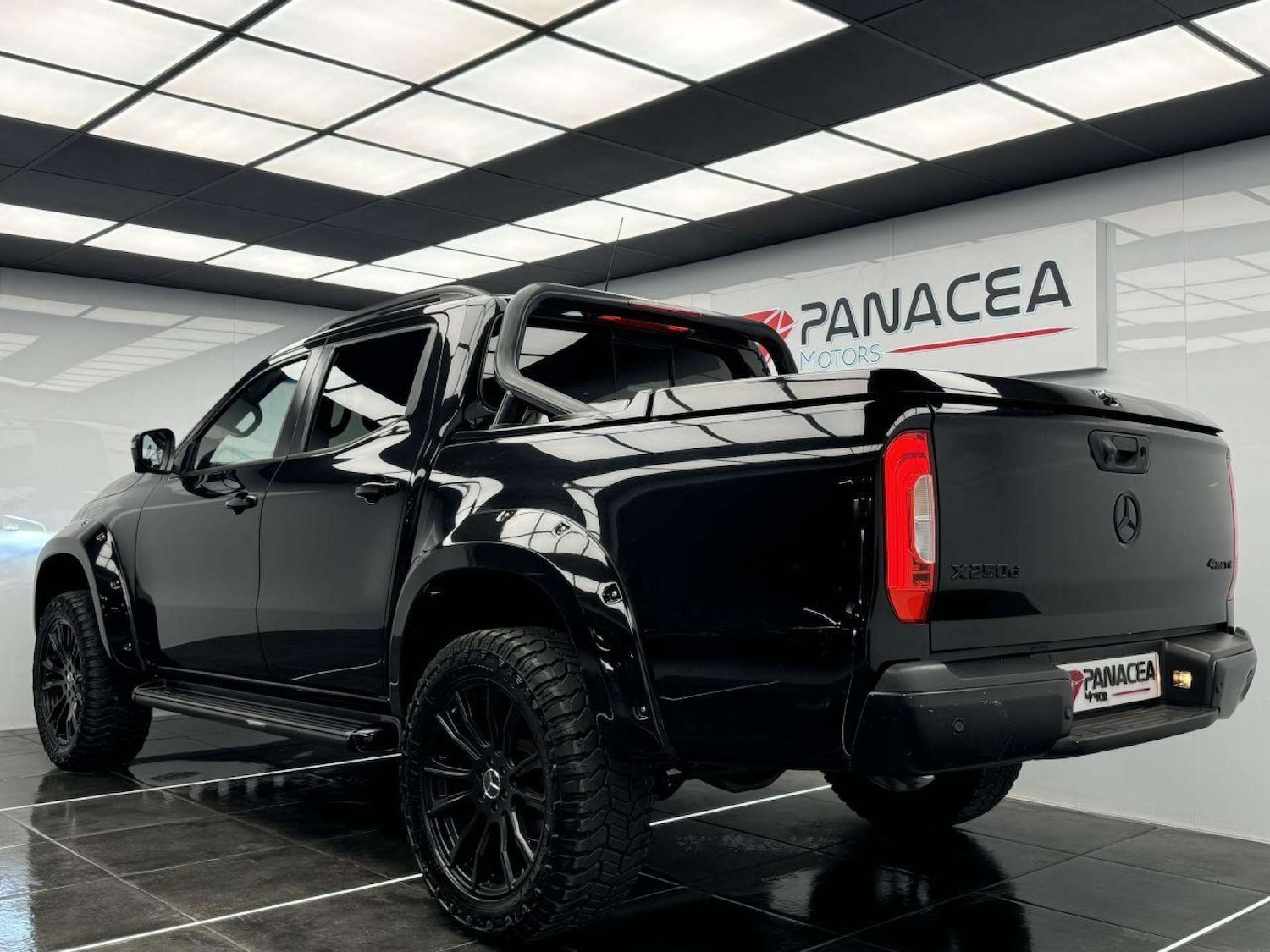 Used Mercedes-Benz X Class 2017 for sale - 76601763: Photo 9