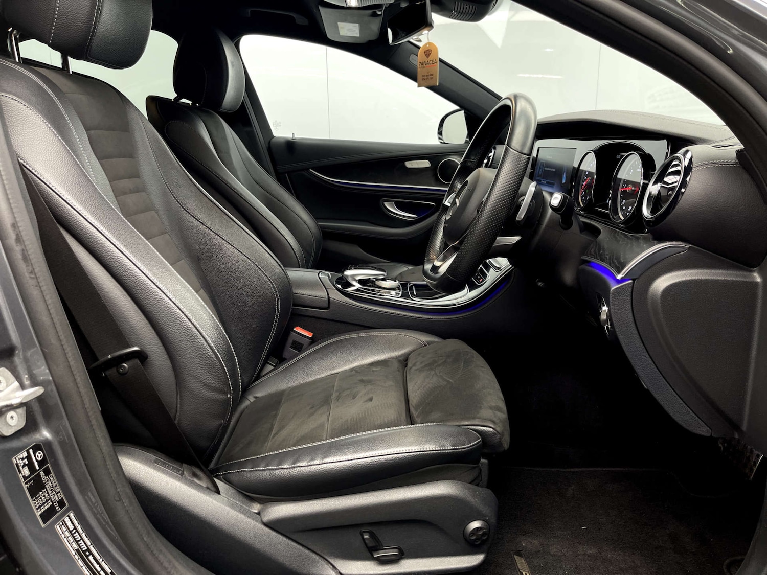 Used Mercedes-Benz E Class 2017 for sale - 76438964: Photo 10