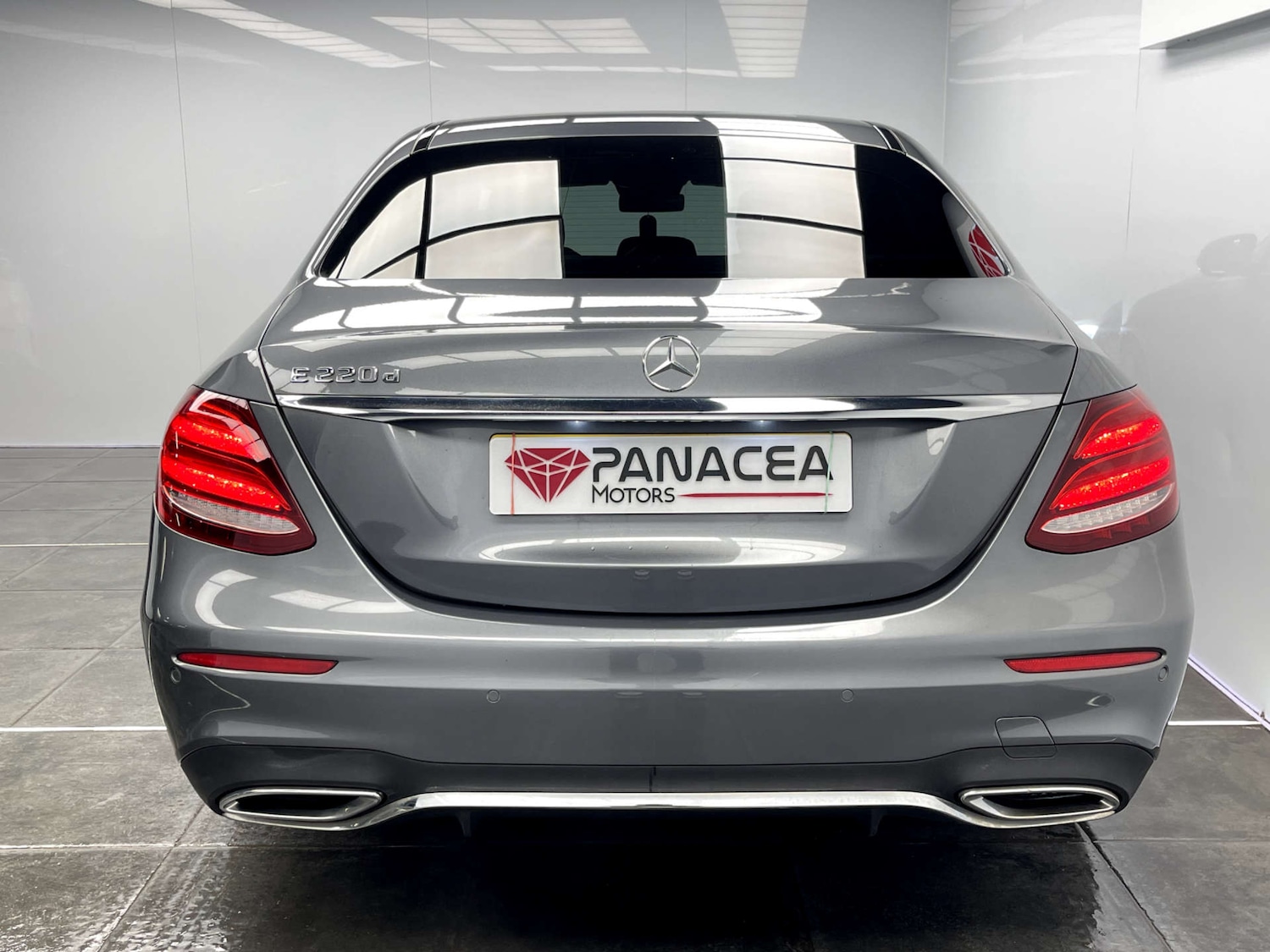 Used Mercedes-Benz E Class 2017 for sale - 76438964: Photo 31