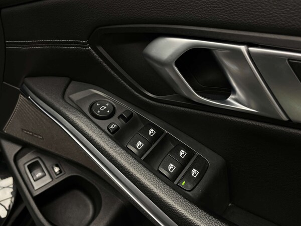 Used BMW 3 Series 2021 for sale - 76129234: Photo 37