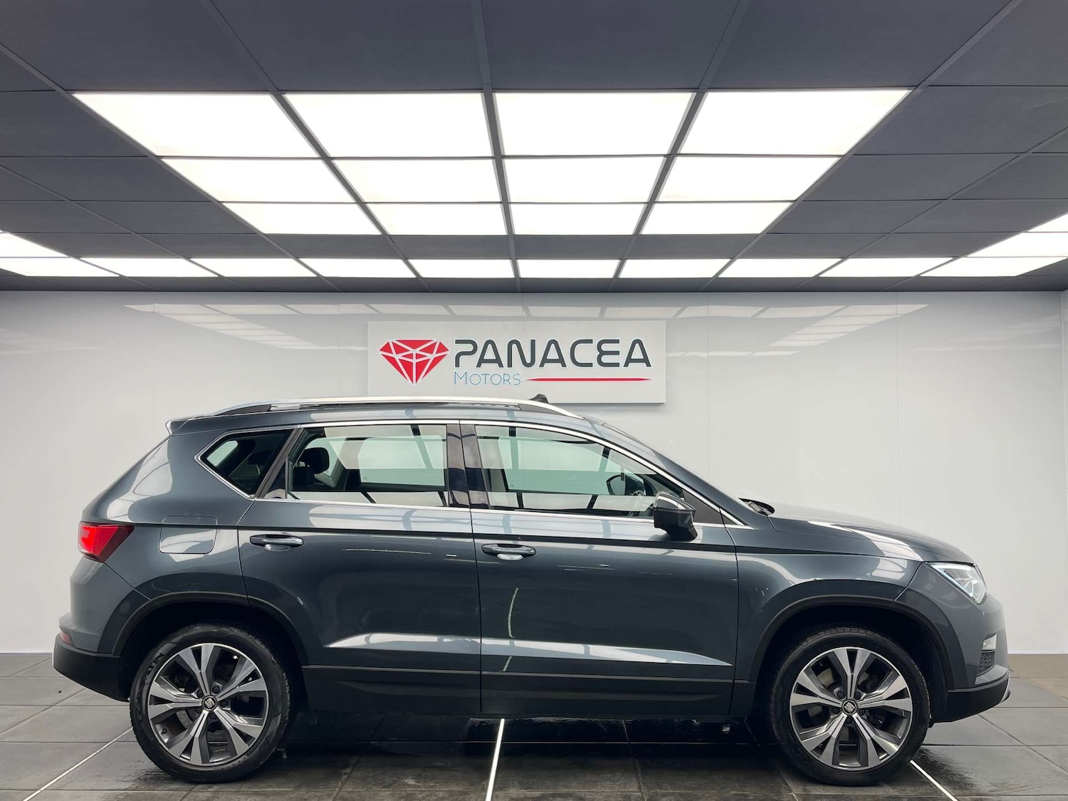Used SEAT Ateca 2017 for sale - 76363842: Photo 2