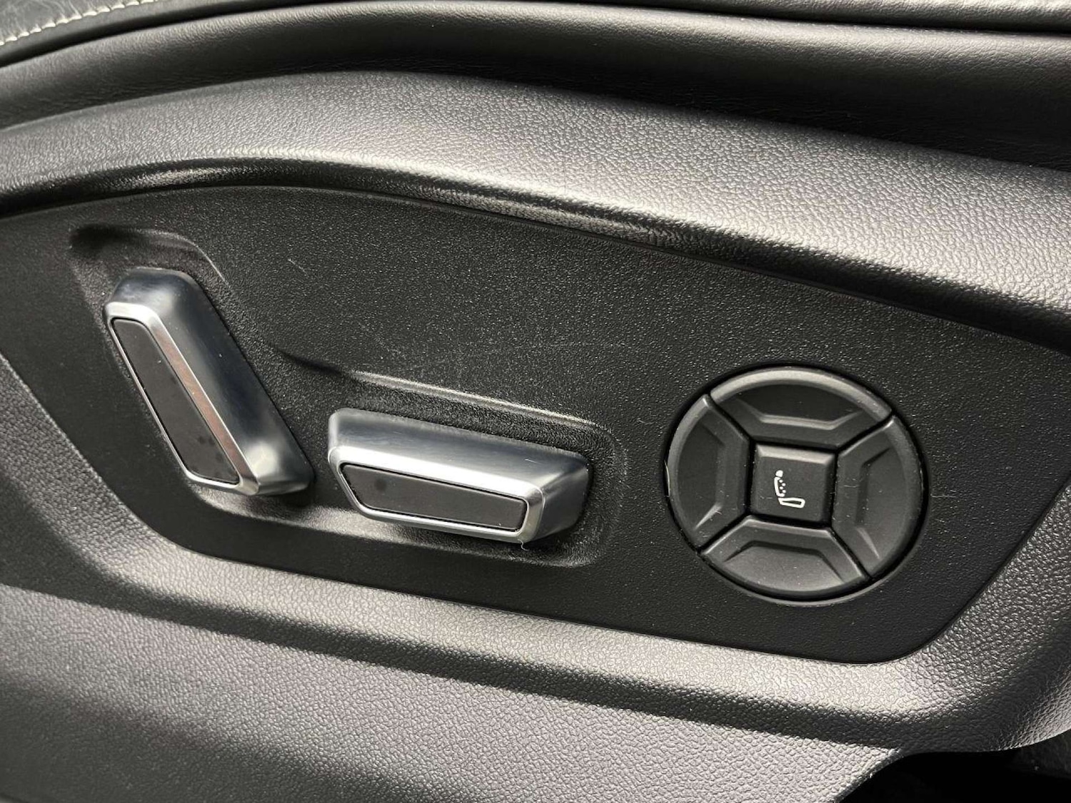 Used Audi Q8 2020 for sale - 76126413: Photo 17