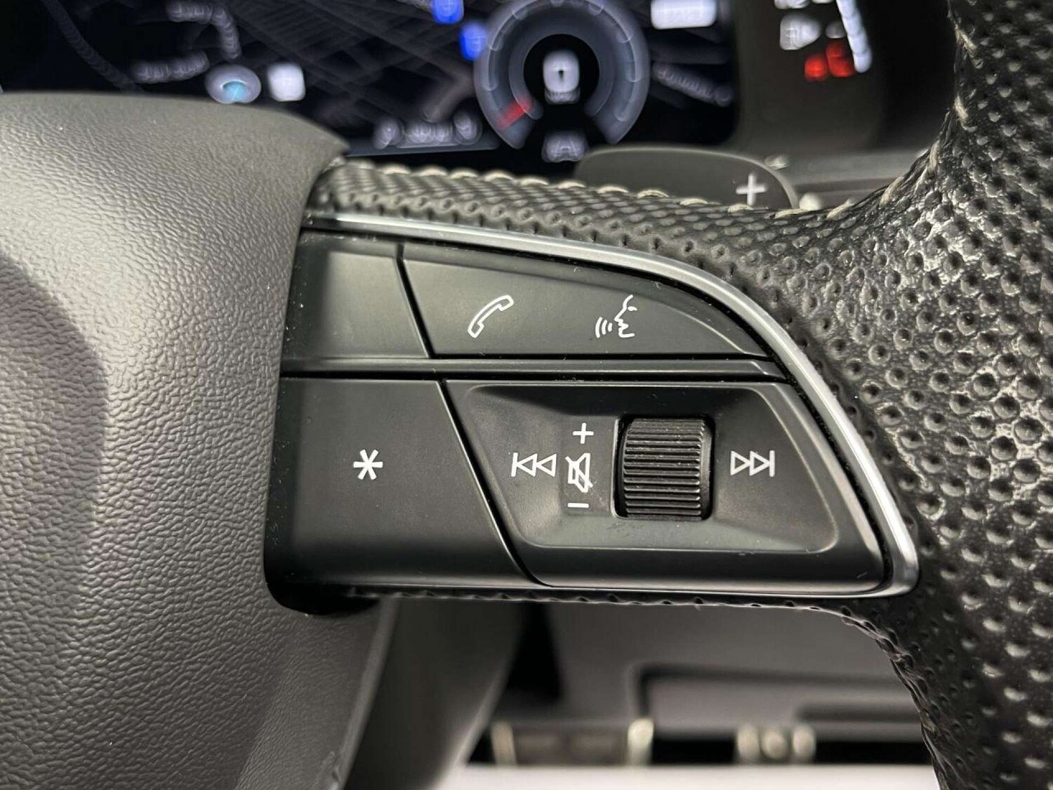 Used Audi Q8 2020 for sale - 76126413: Photo 25