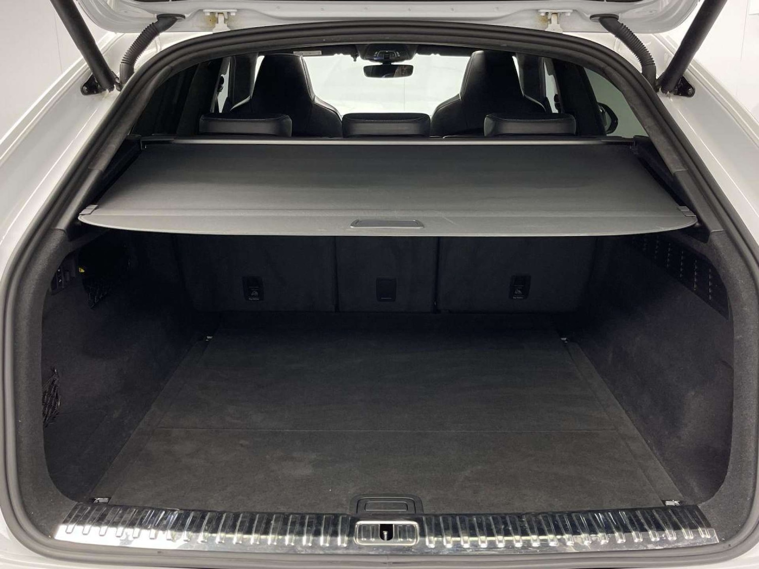 Used Audi Q8 2020 for sale - 76126413: Photo 48