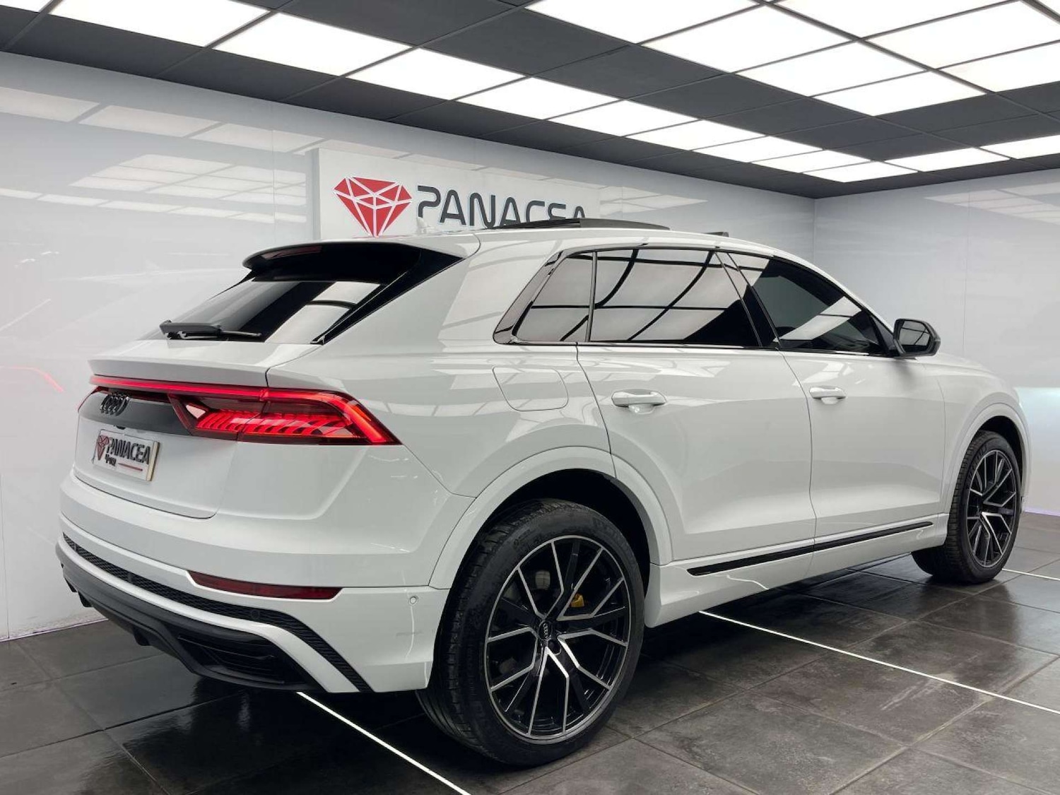 Used Audi Q8 2020 for sale - 76126413: Photo 5