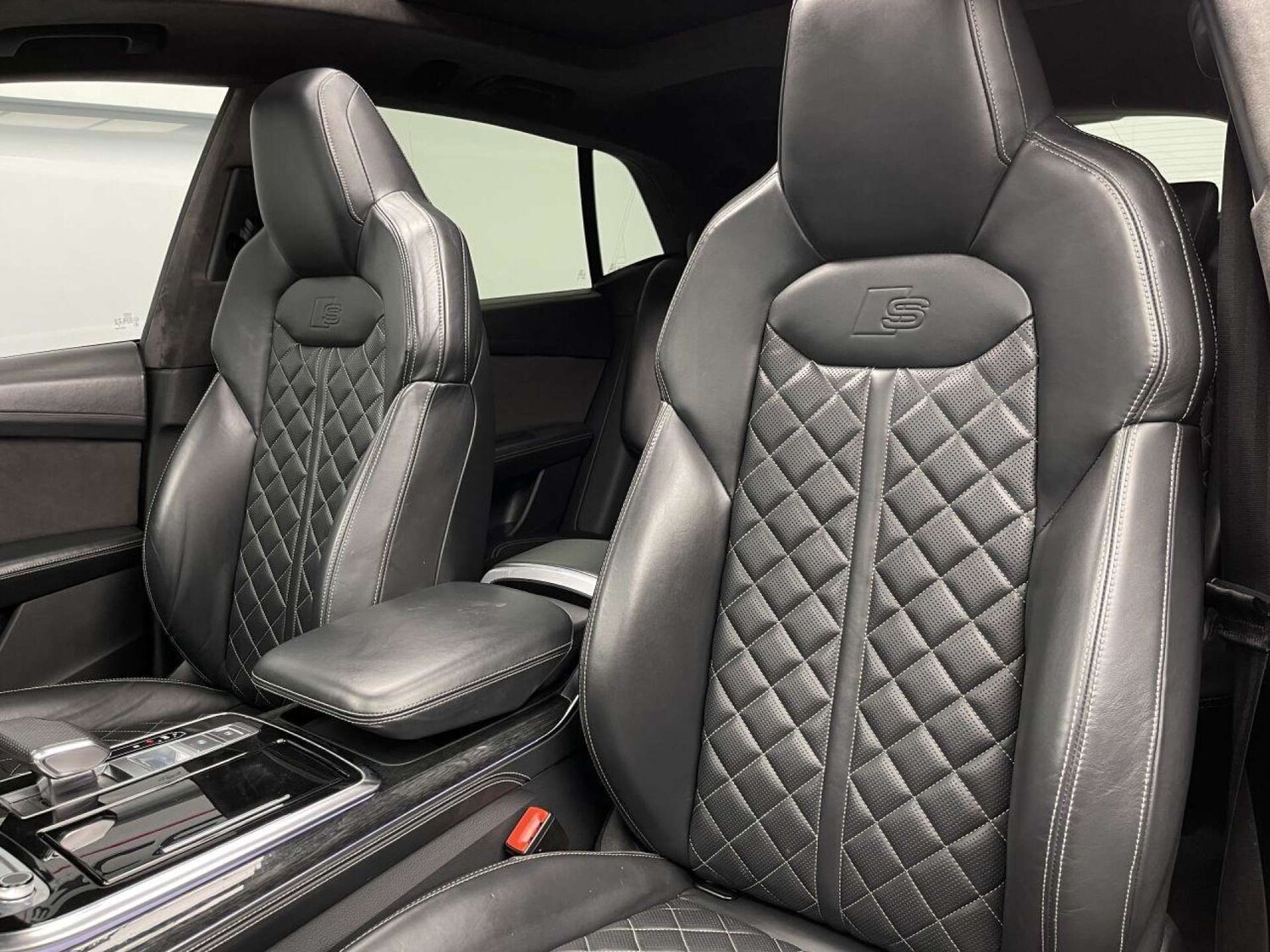 Used Audi Q8 2020 for sale - 76126413: Photo 52