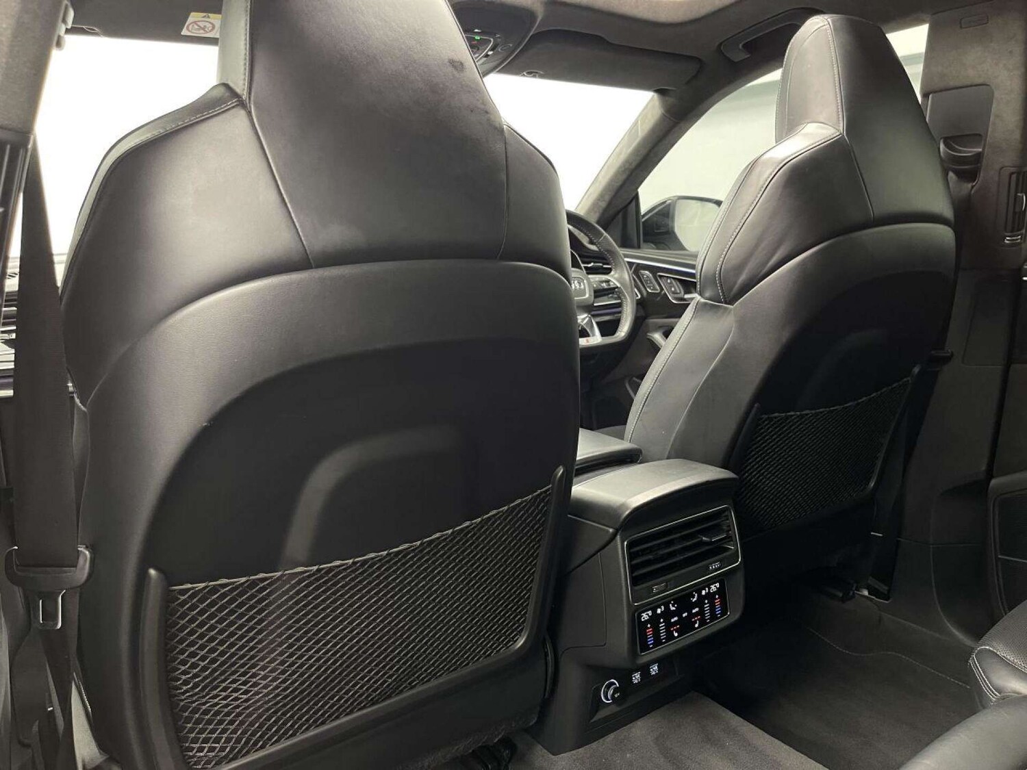 Used Audi Q8 2020 for sale - 76126413: Photo 54